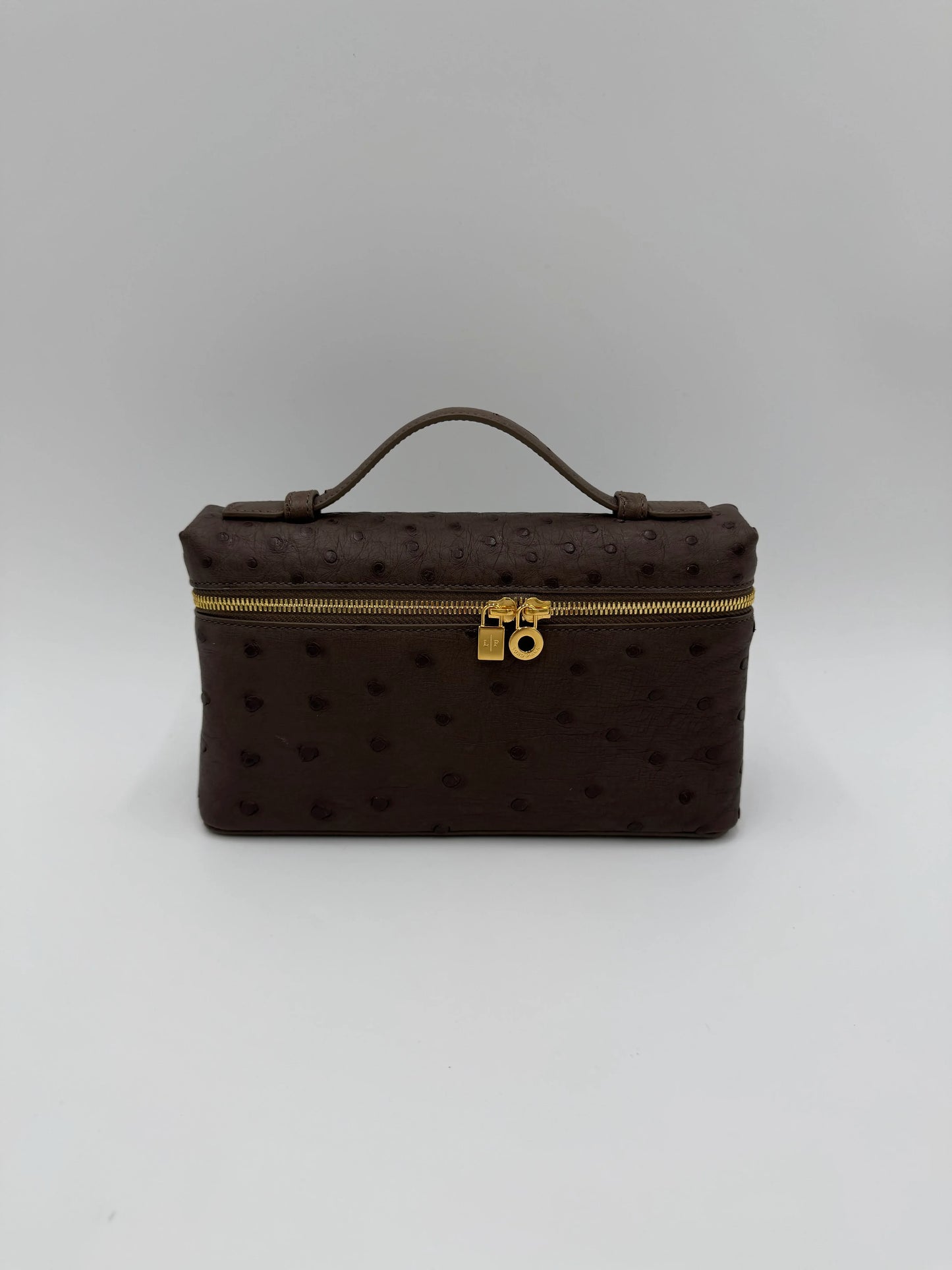 Loro-Piana-Borsa-Extra-Pocket-L19-Pelle-di-Struzzo-Taupe-70314482991428 - Pally Vintage Closet