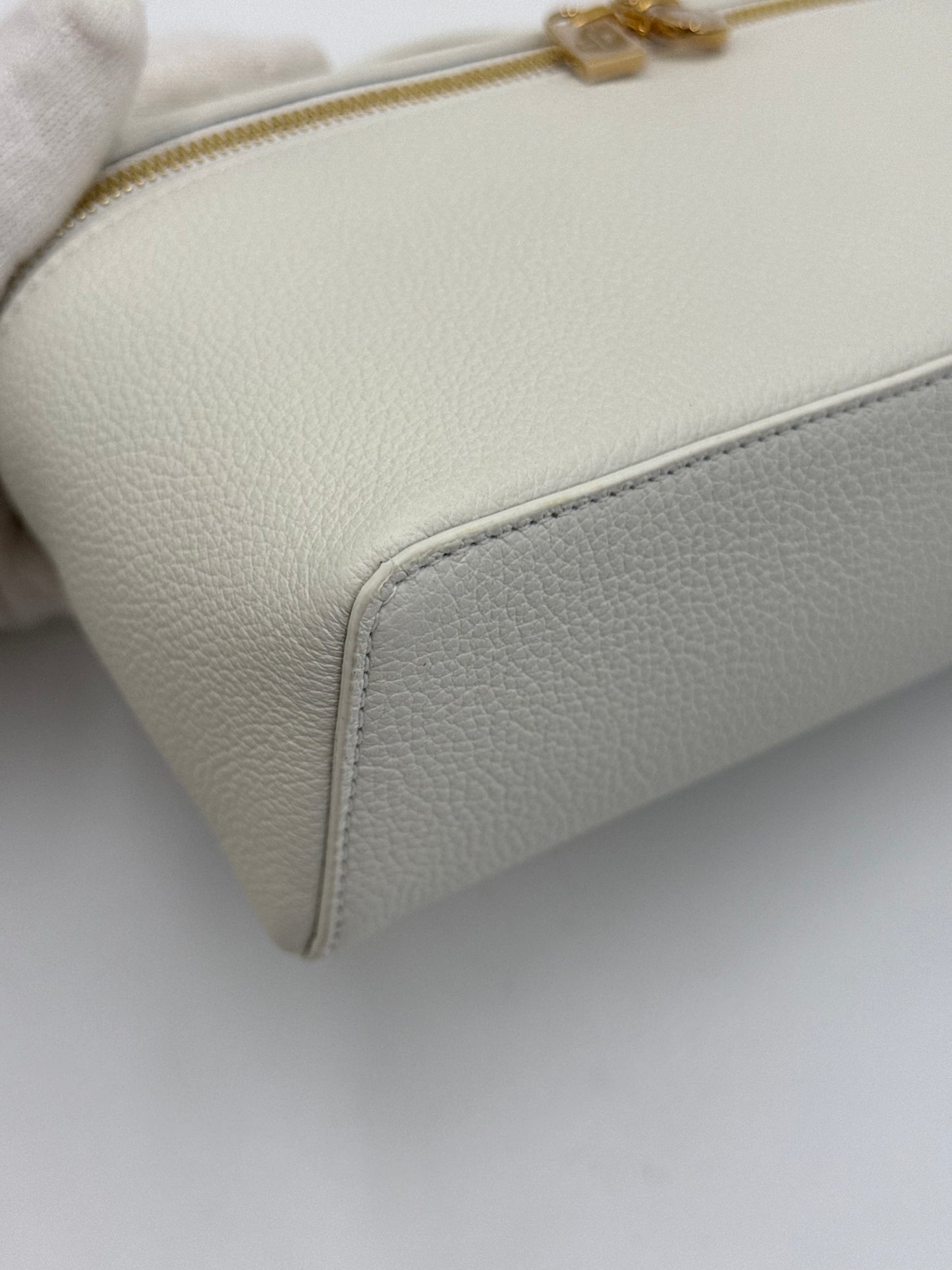 Loro Piana Borsa Extra Pocket L19 Pelle di Vitello Martellata Bianca - Pally Vintage Closet