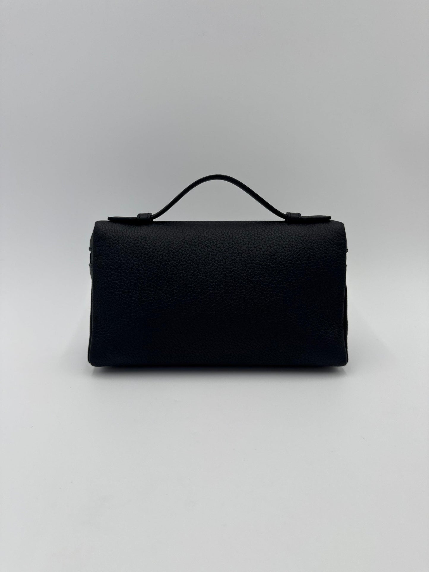 Loro Piana Borsa Extra Pocket L19 Pelle di Vitello Martellata Blu Navy - Pally Vintage Closet