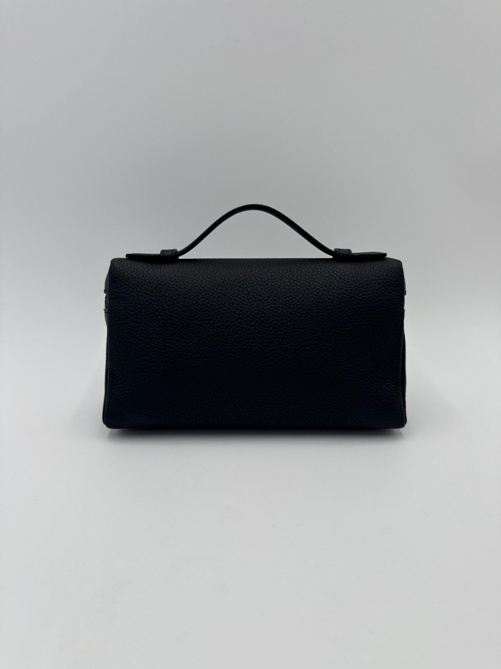 Loro Piana Borsa Extra Pocket L19 Pelle di Vitello Martellata Blu Navy - Pally Vintage Closet
