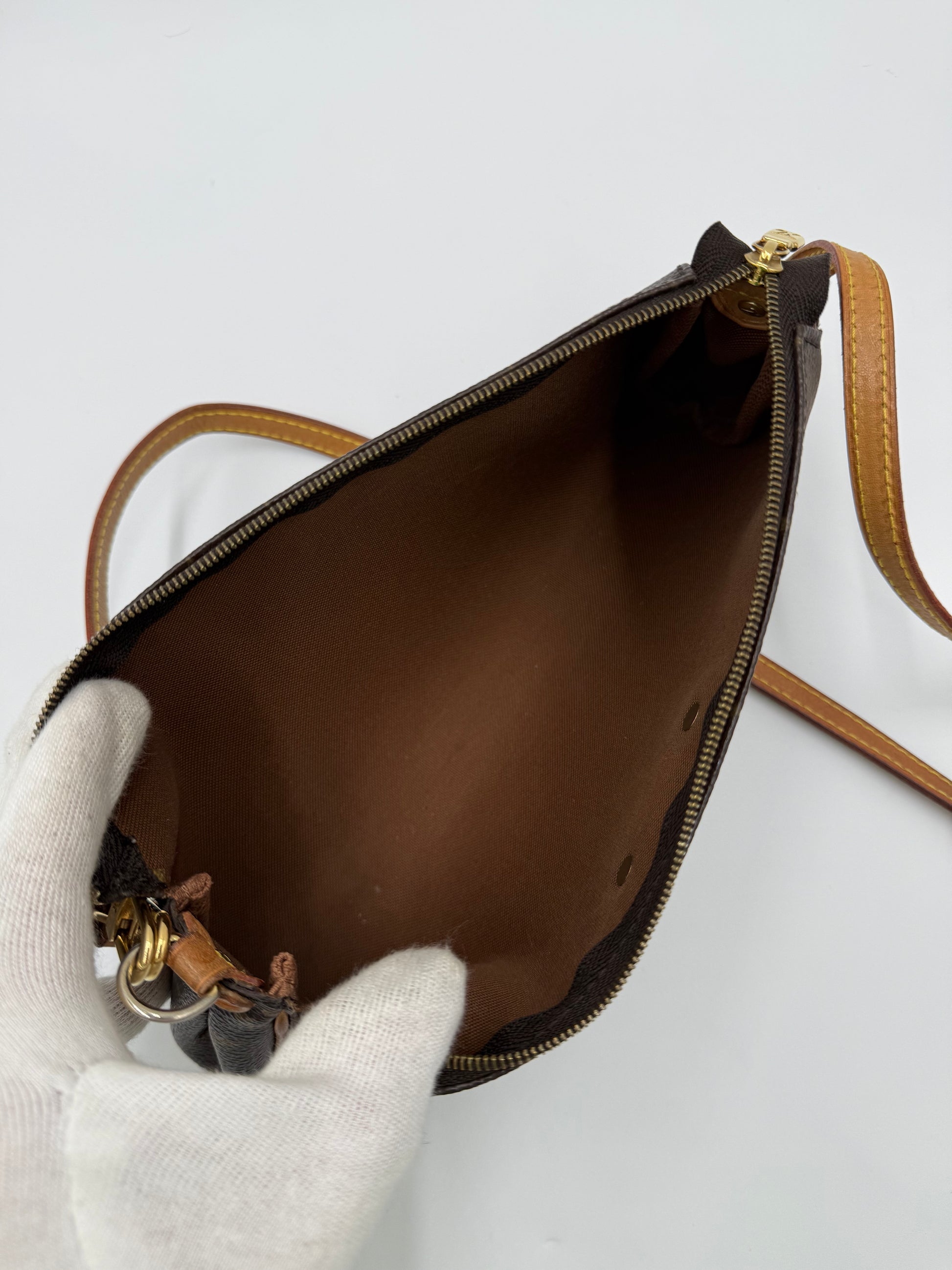 Louis Vuitton Borsa Eva Clutch Monogram Canvas Marrone - Pally Vintage Closet