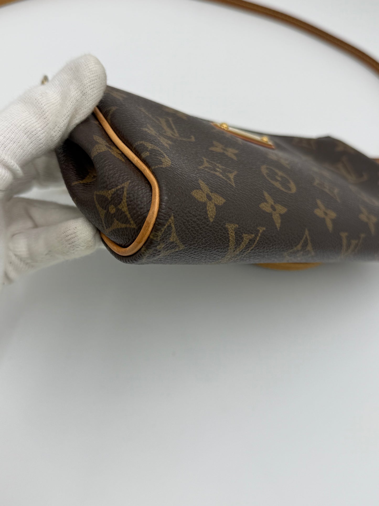 Louis Vuitton Borsa Eva Clutch Monogram Canvas Marrone - Pally Vintage Closet