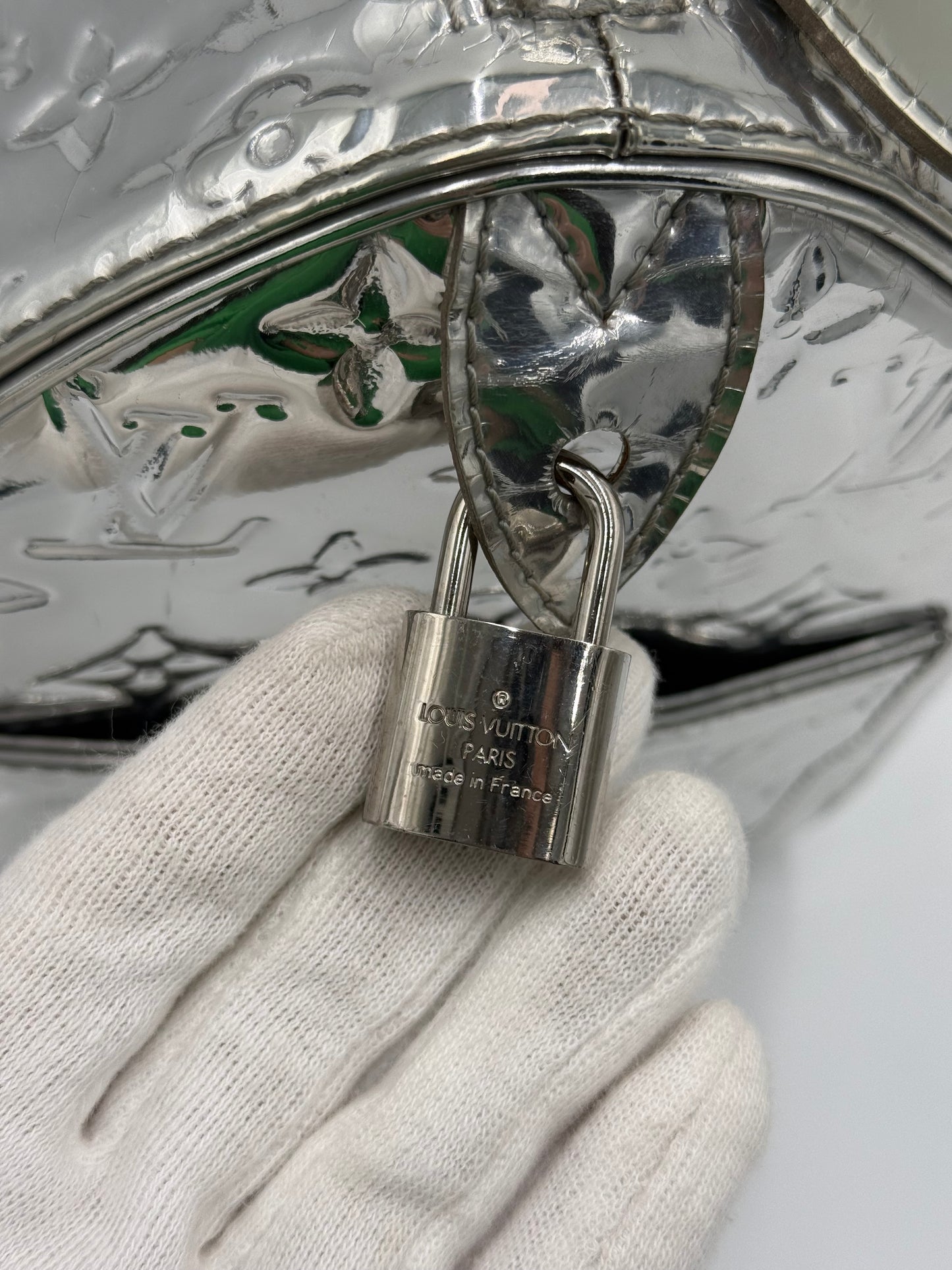 Louis Vuitton Borsa Speedy 35 Limited Edition Monogram Miroir Silver - Pally Vintage Closet