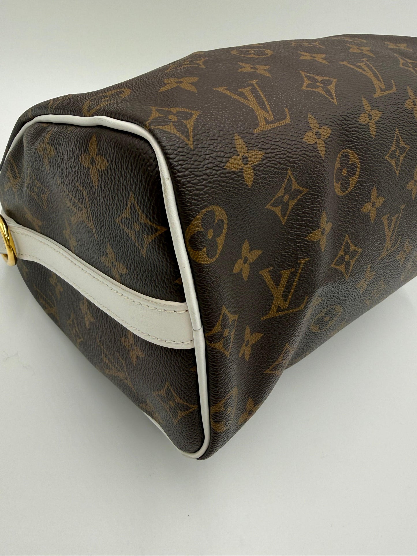 Louis-Vuitton-Borsa-Speedy-Bandouli-re-25-Collezione-Limited-Edition-LV-Match-2022-Monogram-70563817455940 - Pally Vintage Closet