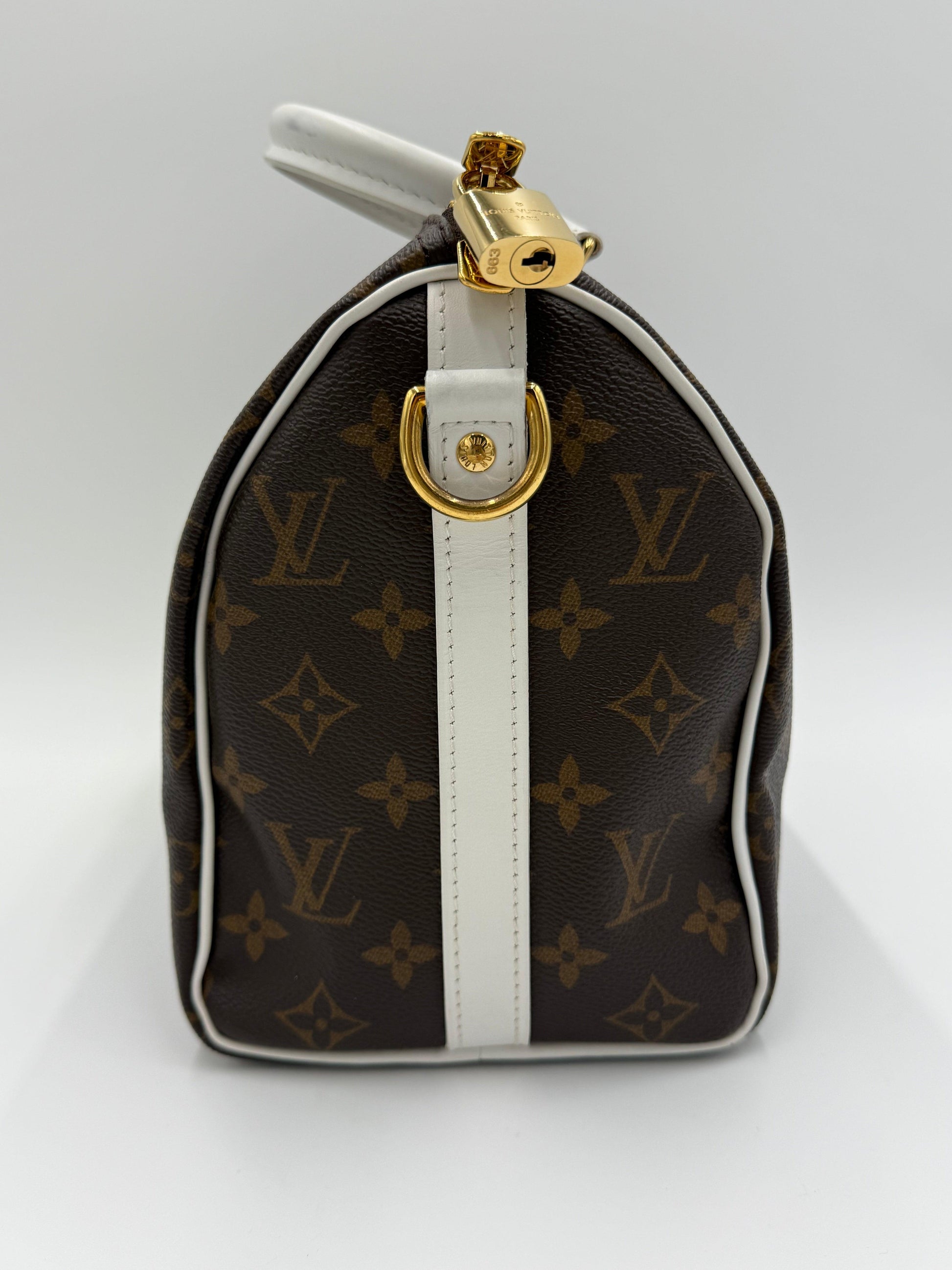 Louis-Vuitton-Borsa-Speedy-Bandouli-re-25-Collezione-Limited-Edition-LV-Match-2022-Monogram-70563817587012 - Pally Vintage Closet