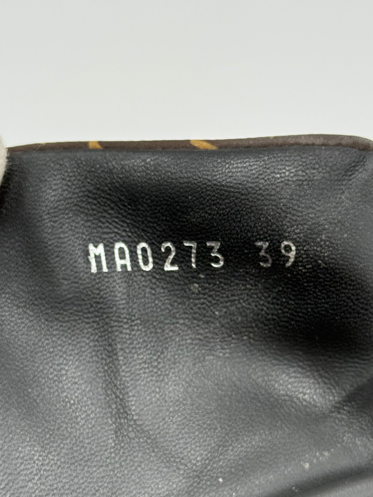 Louis Vuitton Mule Bassa Pool Pillow Monogram Marrone e Nero - Pally Vintage Closet