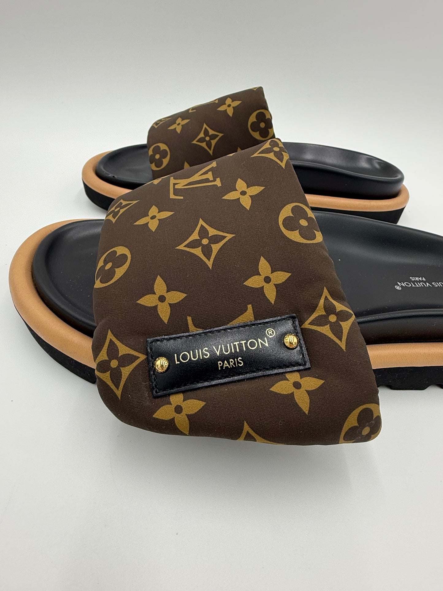 Louis Vuitton Mule Bassa Pool Pillow Monogram Marrone e Nero - Pally Vintage Closet