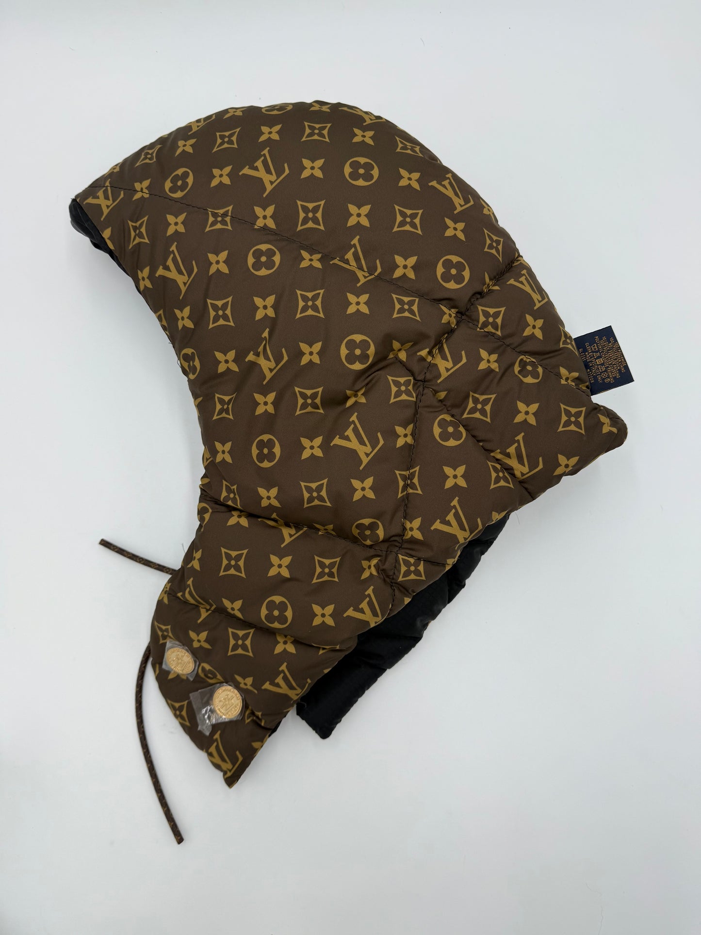 Louis Vuitton Passamontagna Imbottito Reversibile Monogram - Pally Vintage Closet