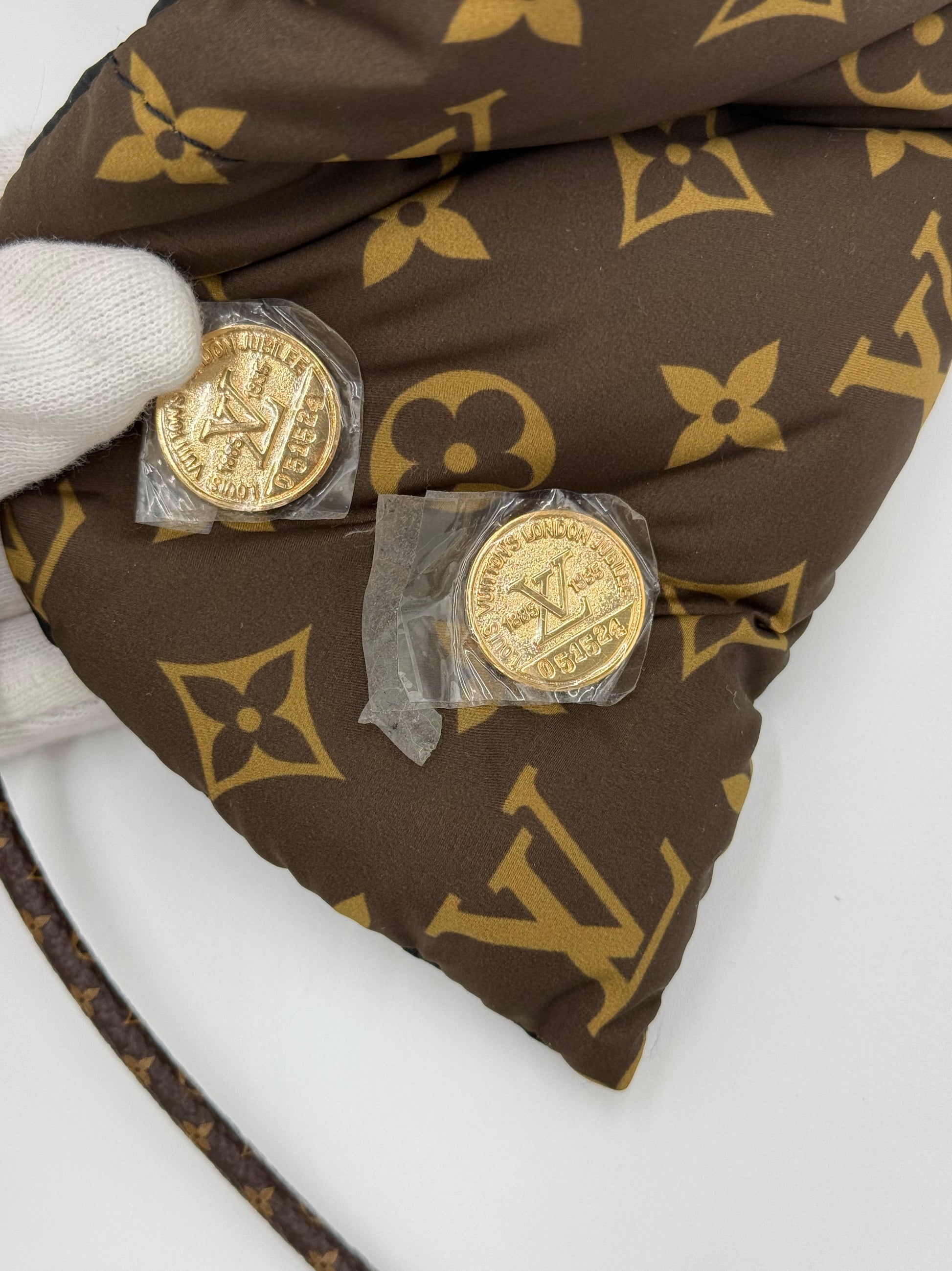 Louis Vuitton Passamontagna Imbottito Reversibile Monogram - Pally Vintage Closet