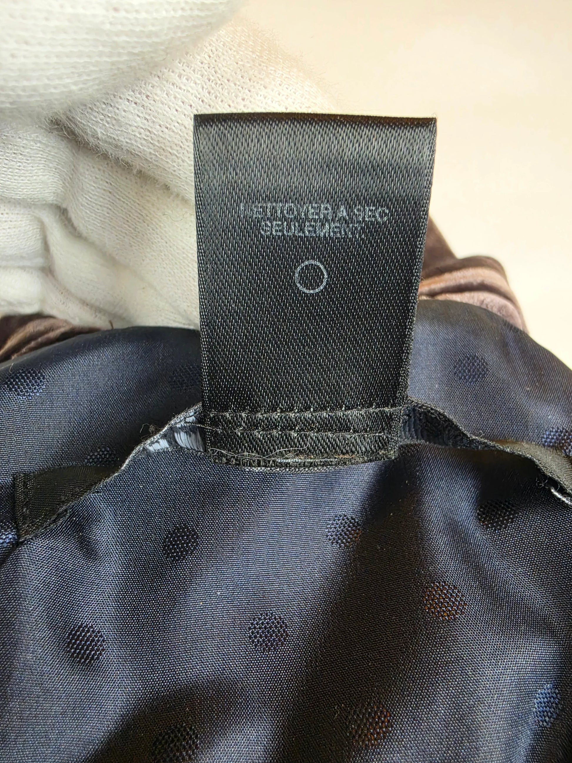 F0A9AE95-34CA-4048-B37E-5E219942F21C - Pally Vintage Closet