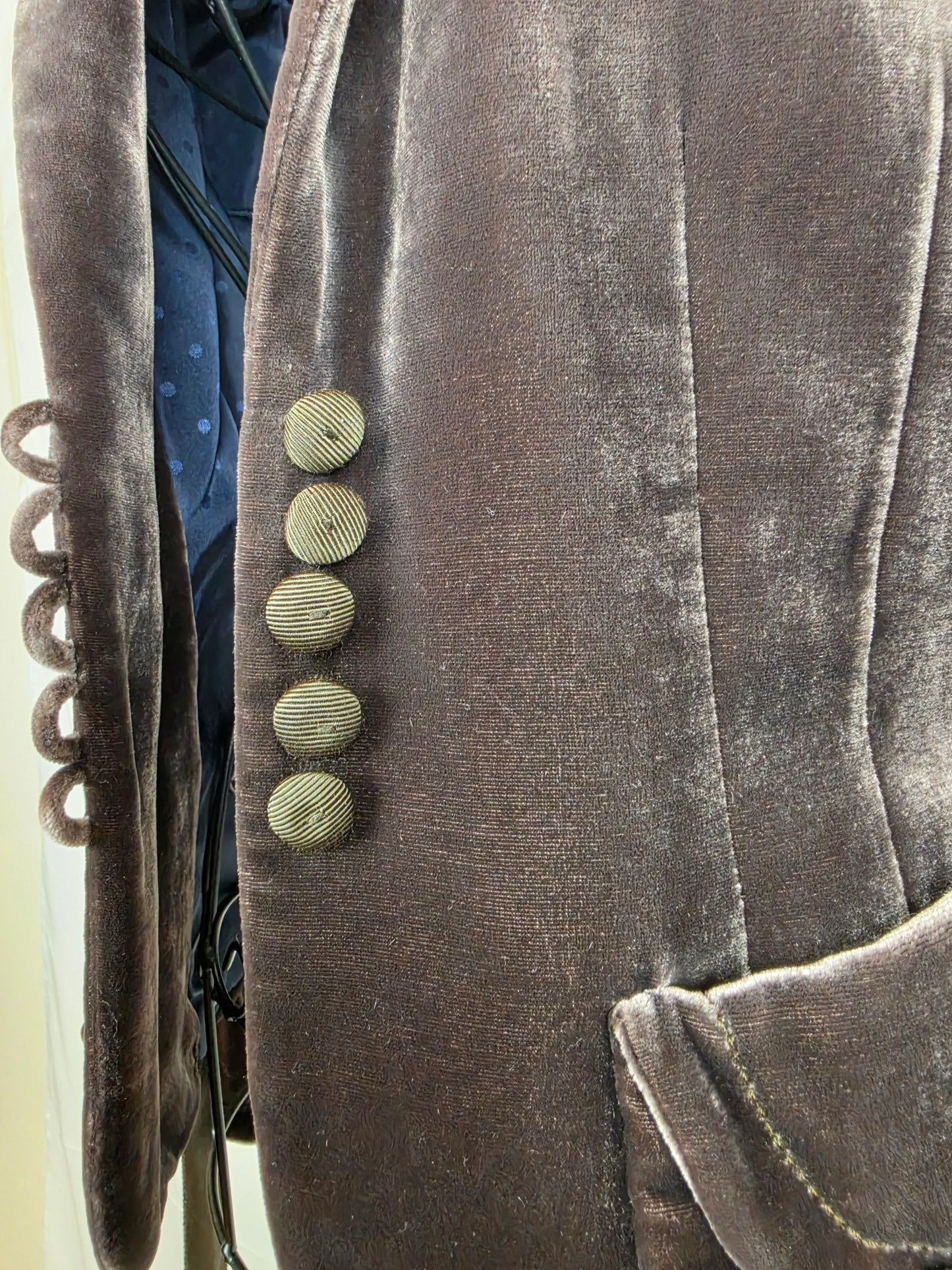 38E9F3E8-DAF6-431D-8CAF-A22779FF4103 - Pally Vintage Closet