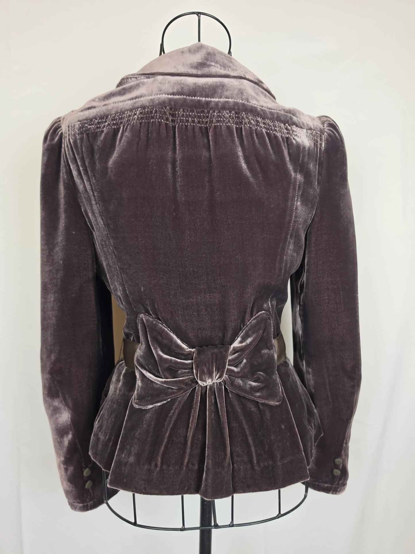 A2436F2B-E835-492B-9EFE-13B26703D580 - Pally Vintage Closet