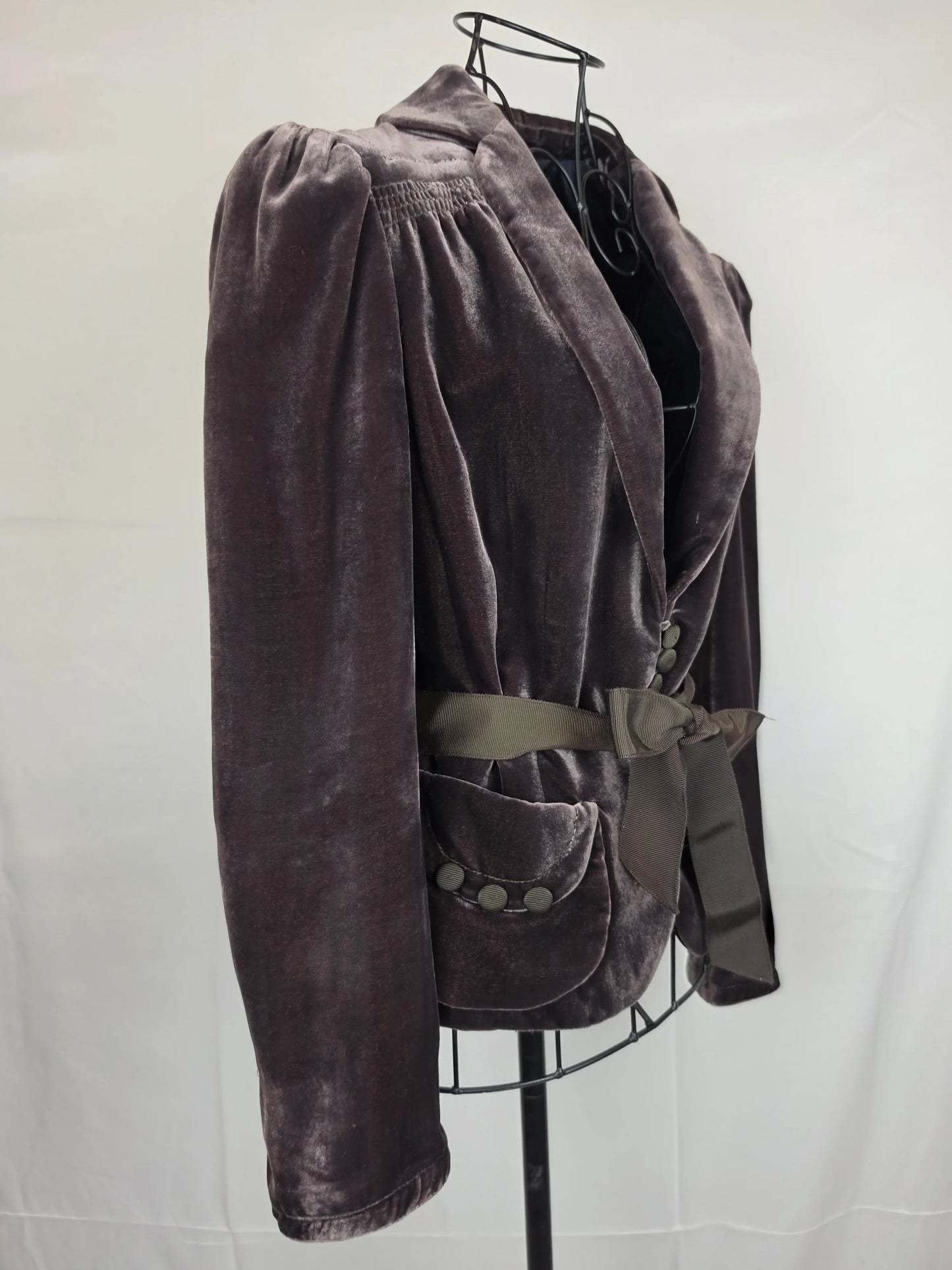 9623921D-A31B-4F88-923F-F4378253D1FB - Pally Vintage Closet