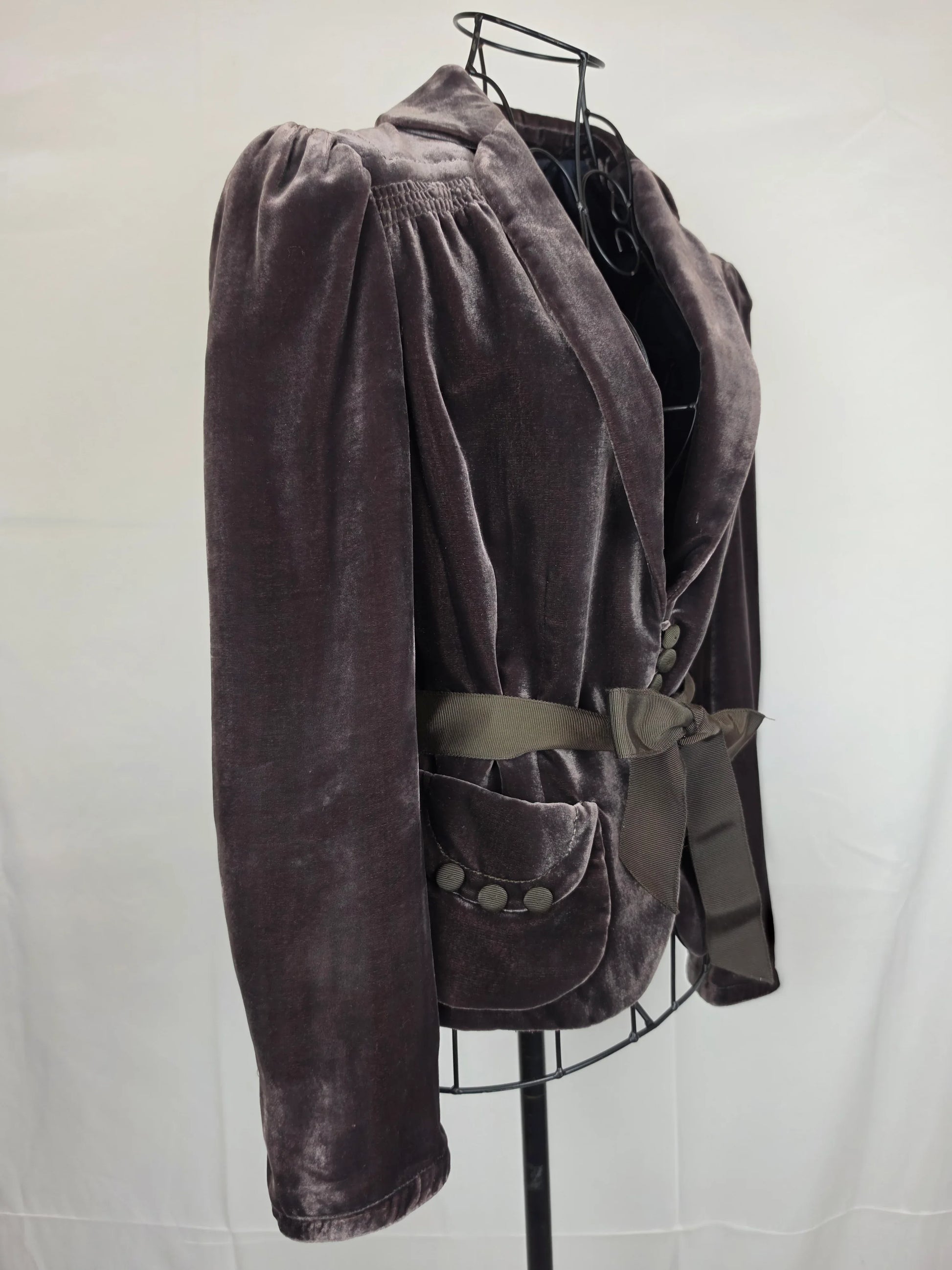 9623921D-A31B-4F88-923F-F4378253D1FB - Pally Vintage Closet