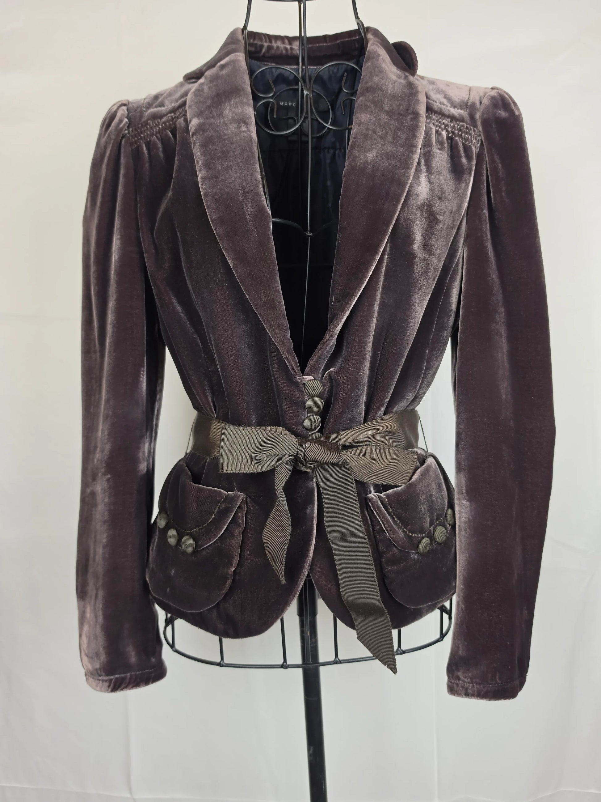 8D690B6A-17CF-4A8B-B8C3-F2E12CF5E88F - Pally Vintage Closet