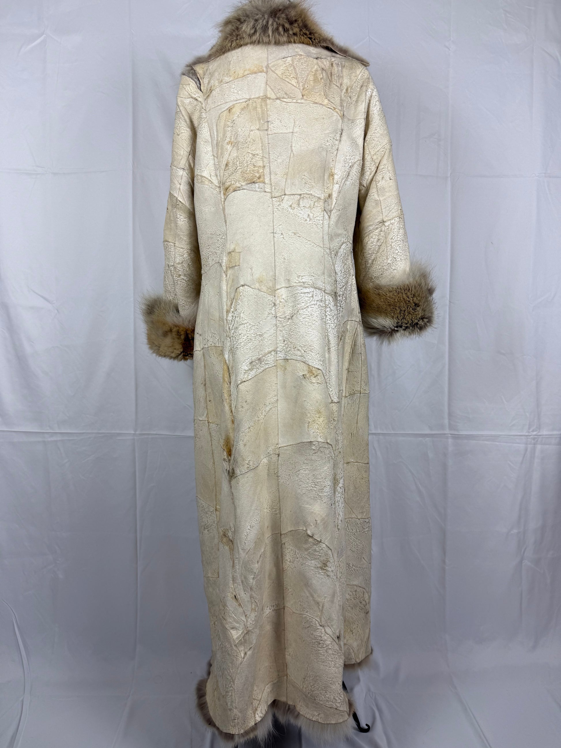 Milona Cappotto Pelliccia Reversibile in Vero Coyote e Pelle Beige e Bianco - Pally Vintage Closet