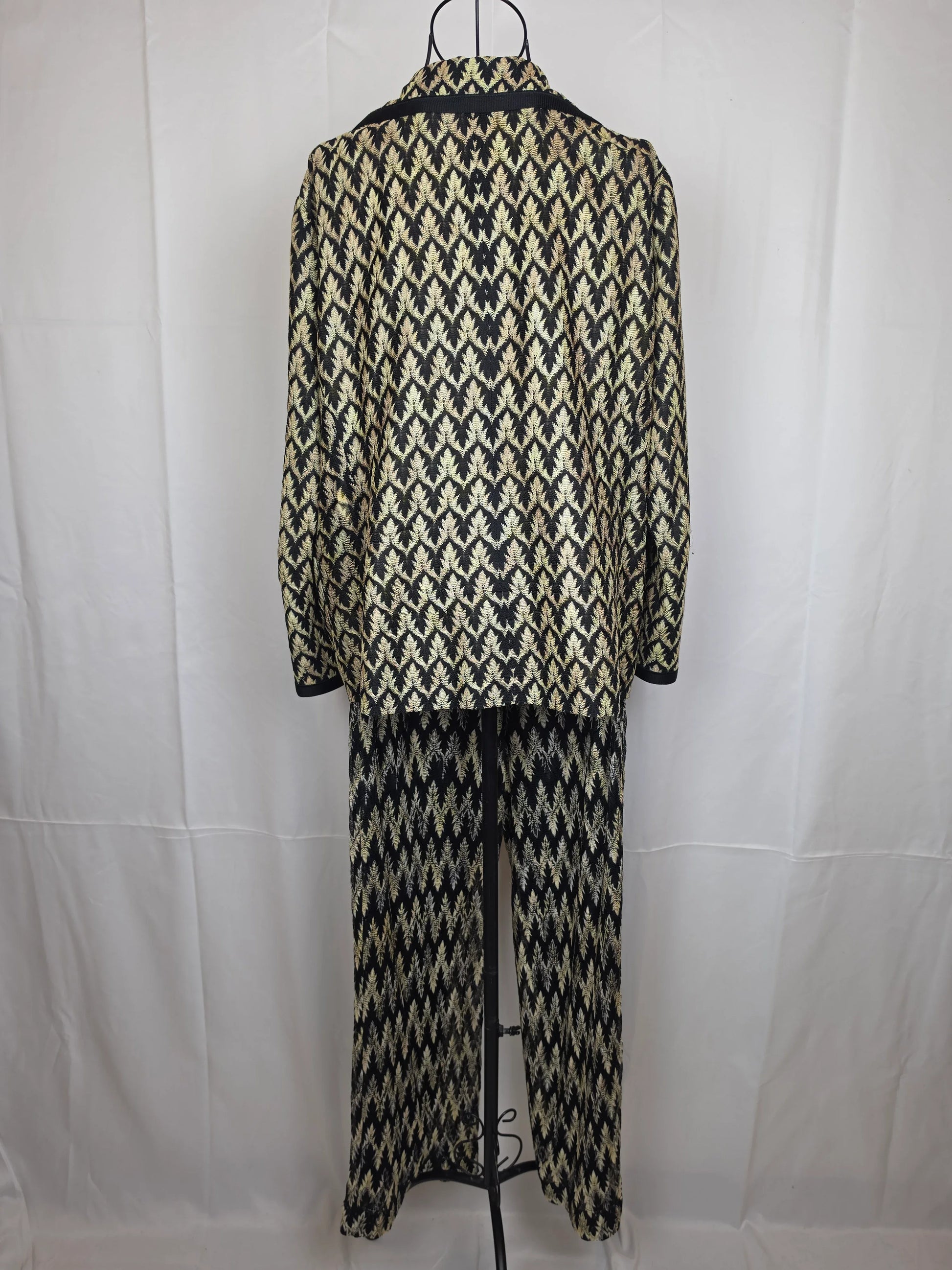 Missoni-Completo-Vintage-Blazer-e-Pantaloni-in-Maglia-Lavorata-Nero-e-Oro-70263496376644 - Pally Vintage Closet