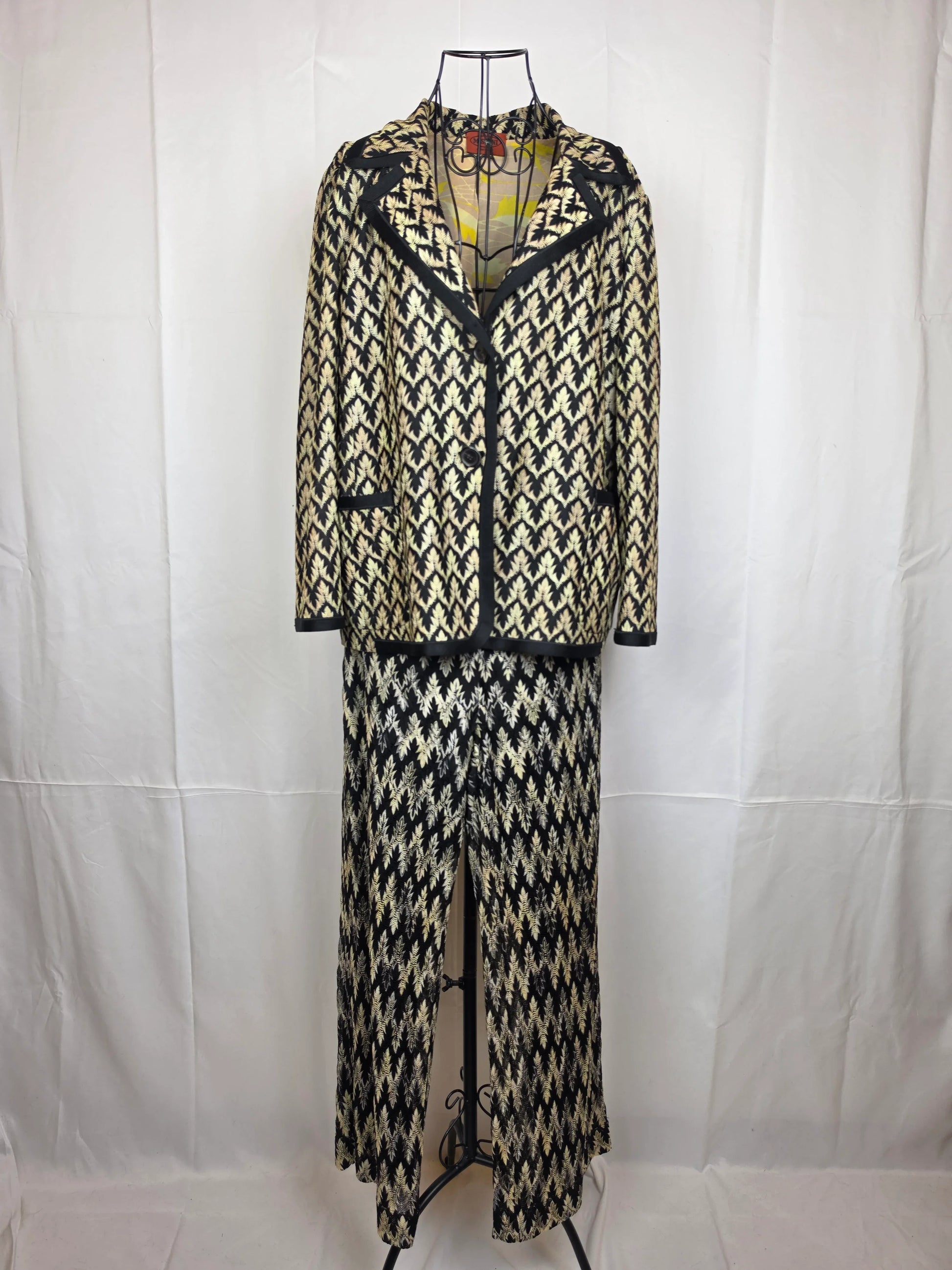 Missoni-Completo-Vintage-Blazer-e-Pantaloni-in-Maglia-Lavorata-Nero-e-Oro-70263496573252 - Pally Vintage Closet
