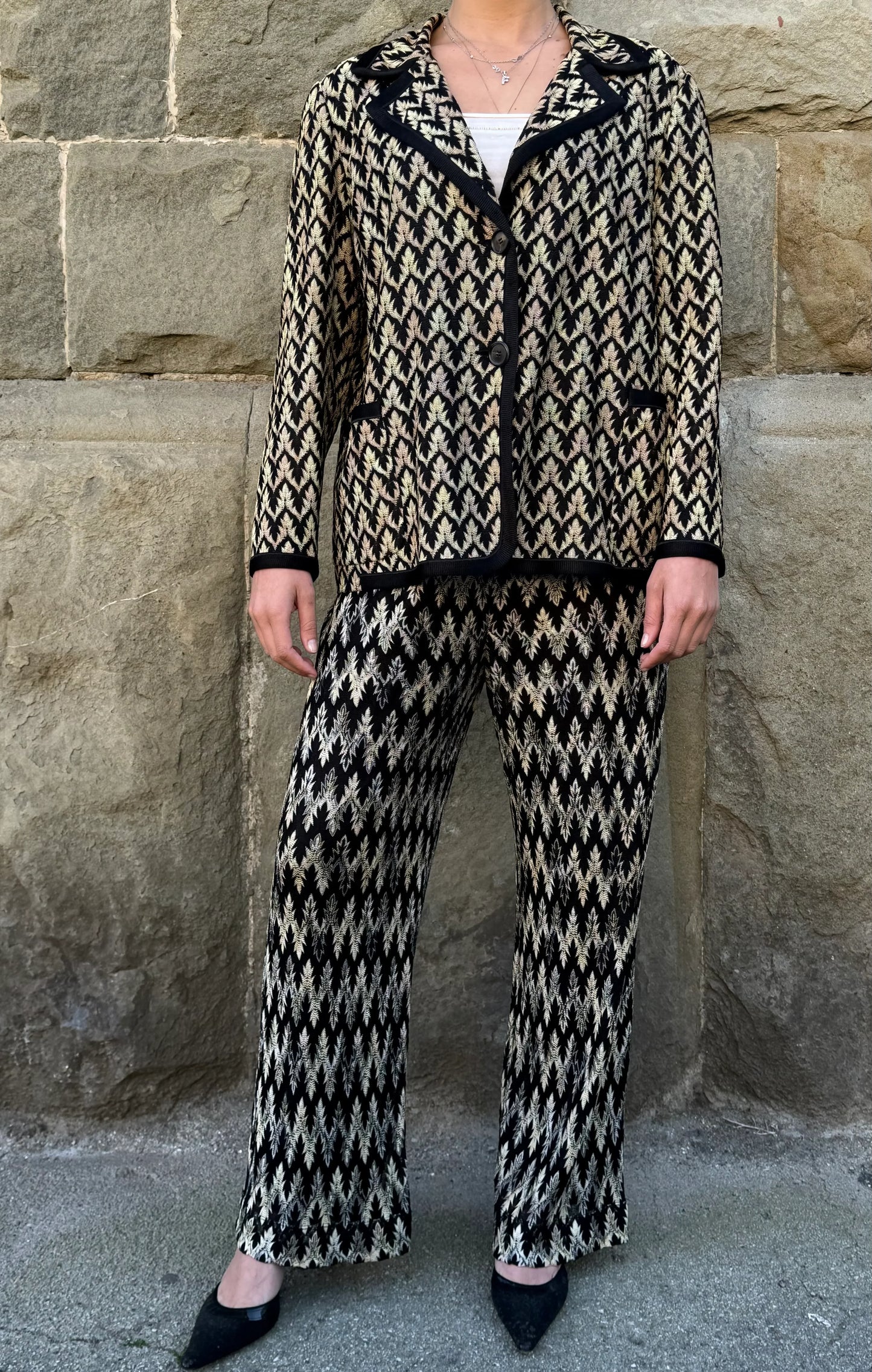 Missoni-Completo-Vintage-Blazer-e-Pantaloni-in-Maglia-Lavorata-Nero-e-Oro-70300492235076 - Pally Vintage Closet