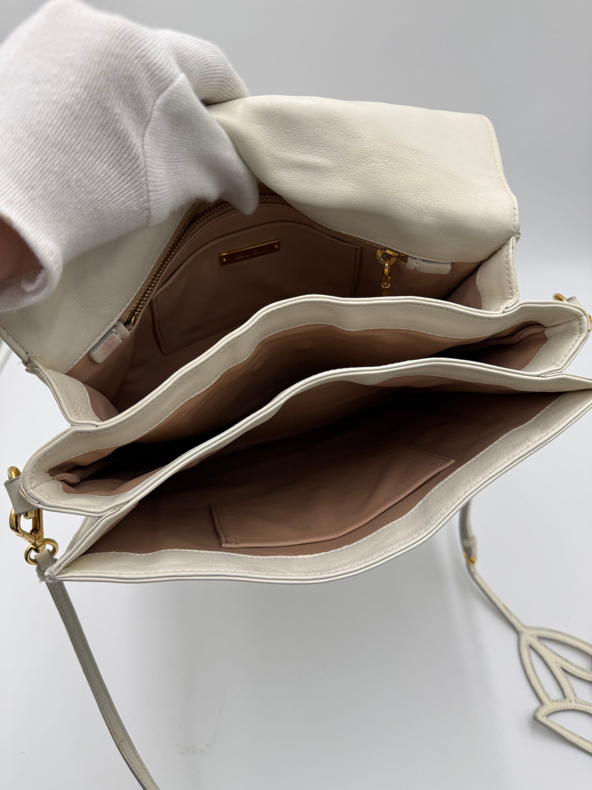 Miu Miu Borsa Vintage Stella a Tracolla in Pelle Bianca - Pally Vintage Closet