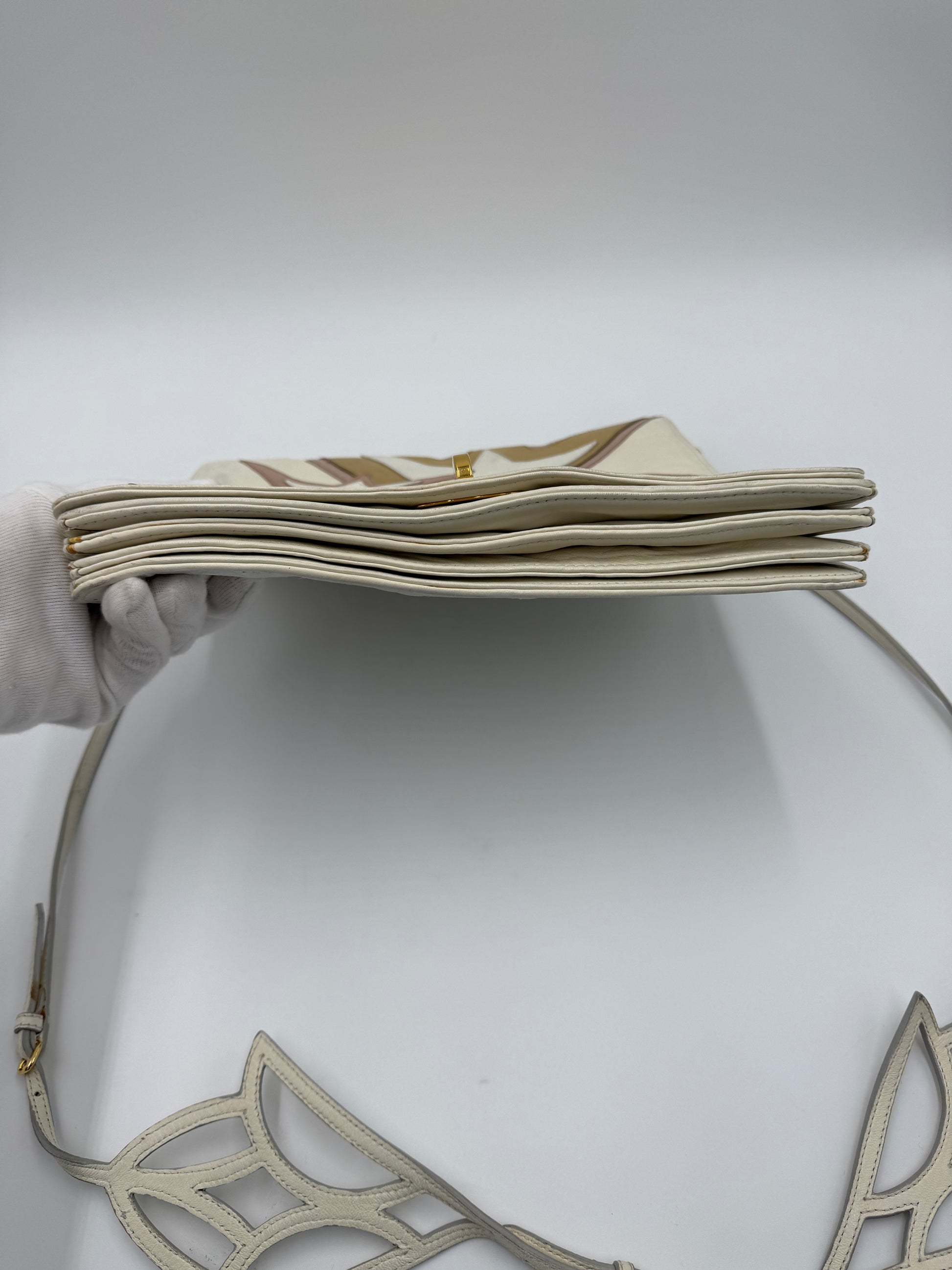 Miu Miu Borsa Vintage Stella a Tracolla in Pelle Bianca - Pally Vintage Closet