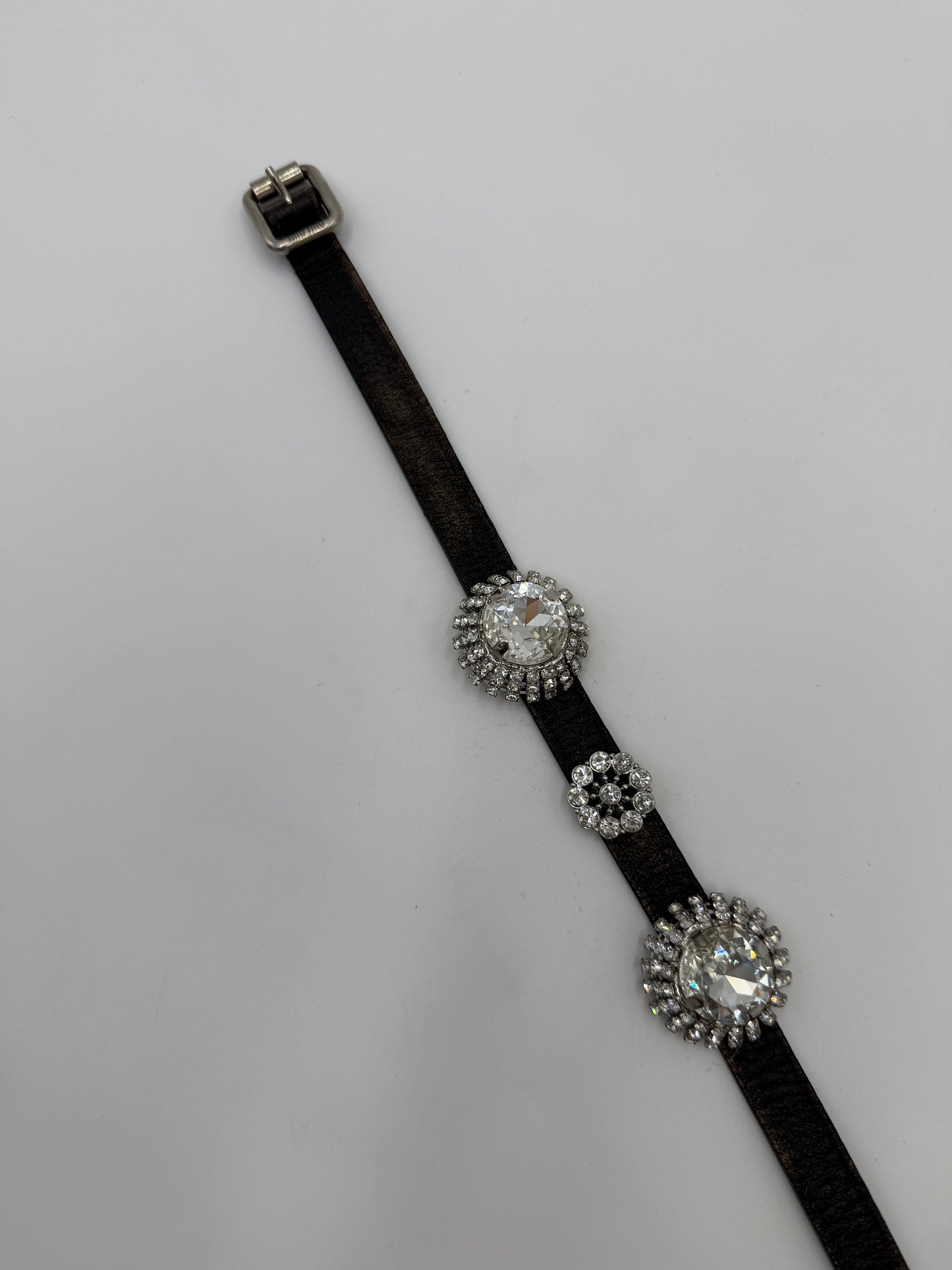Miu Miu Choker in Pelle con Cristalli Oversize Marrone Scuro