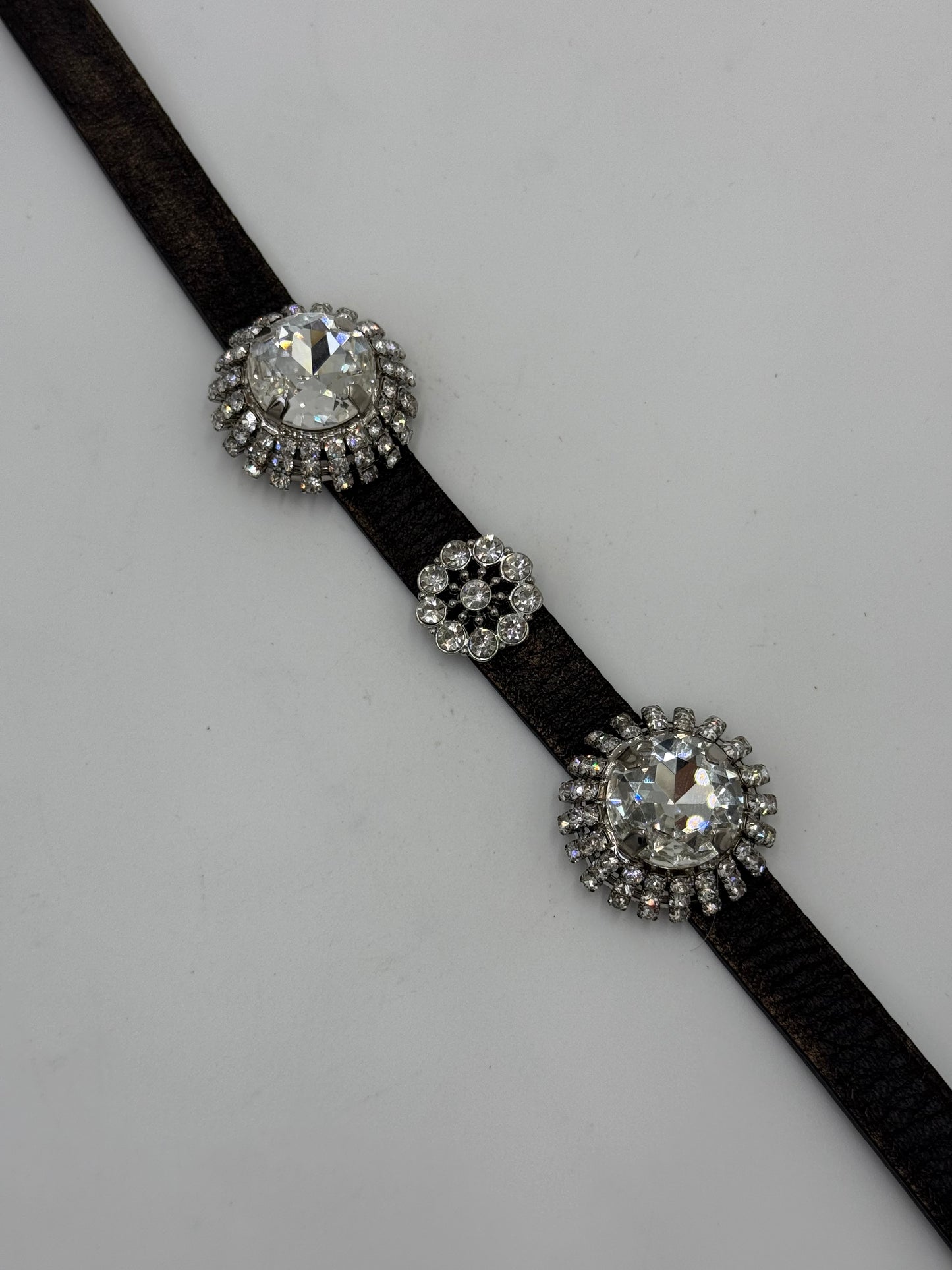 Miu Miu Choker in Pelle con Cristalli Oversize Marrone Scuro
