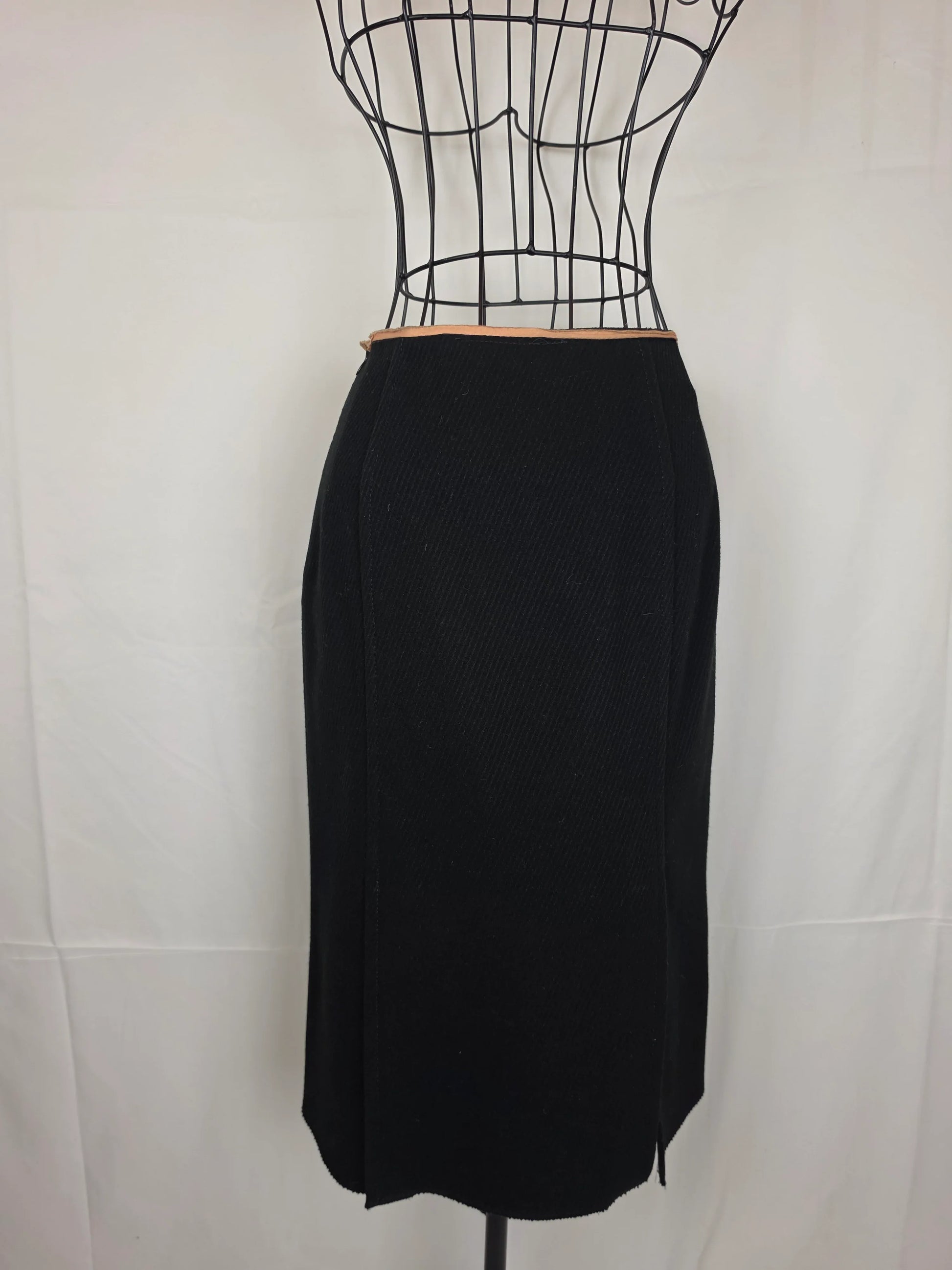 9477C8F2-A04C-456B-A94E-A74FEA8FC8B0 - Pally Vintage Closet