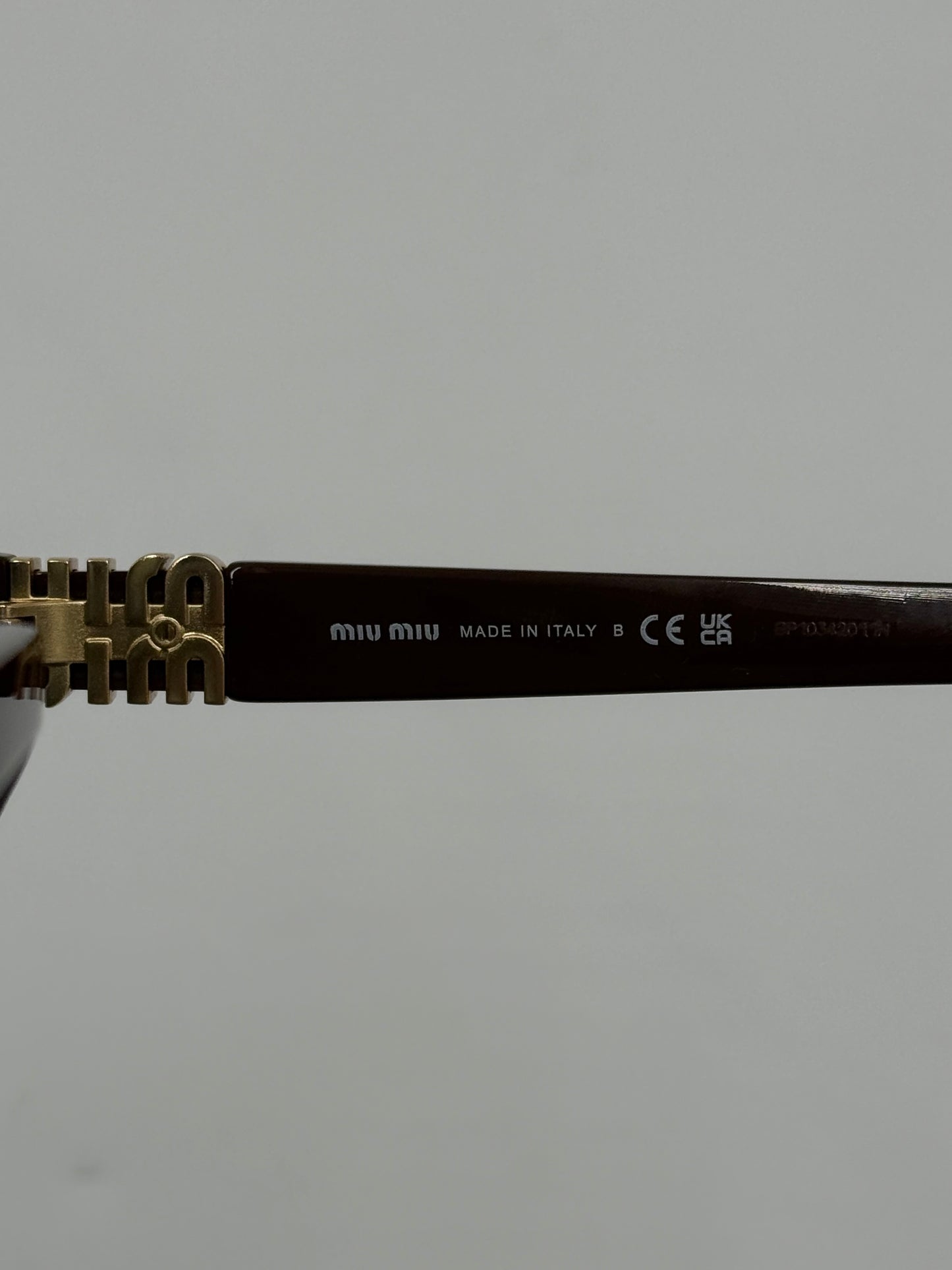 Miu Miu Occhiali da Sole Oversize in Acetato Marrone - Pally Vintage Closet