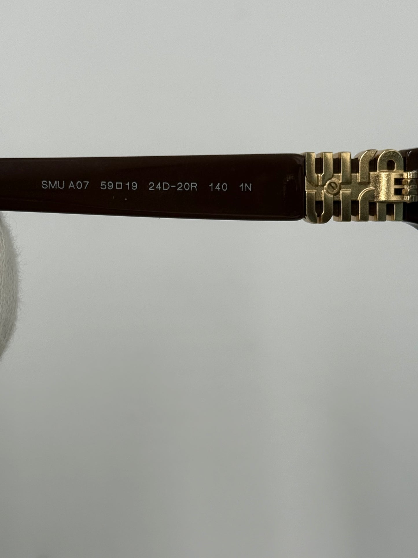 Miu Miu Occhiali da Sole Oversize in Acetato Marrone - Pally Vintage Closet