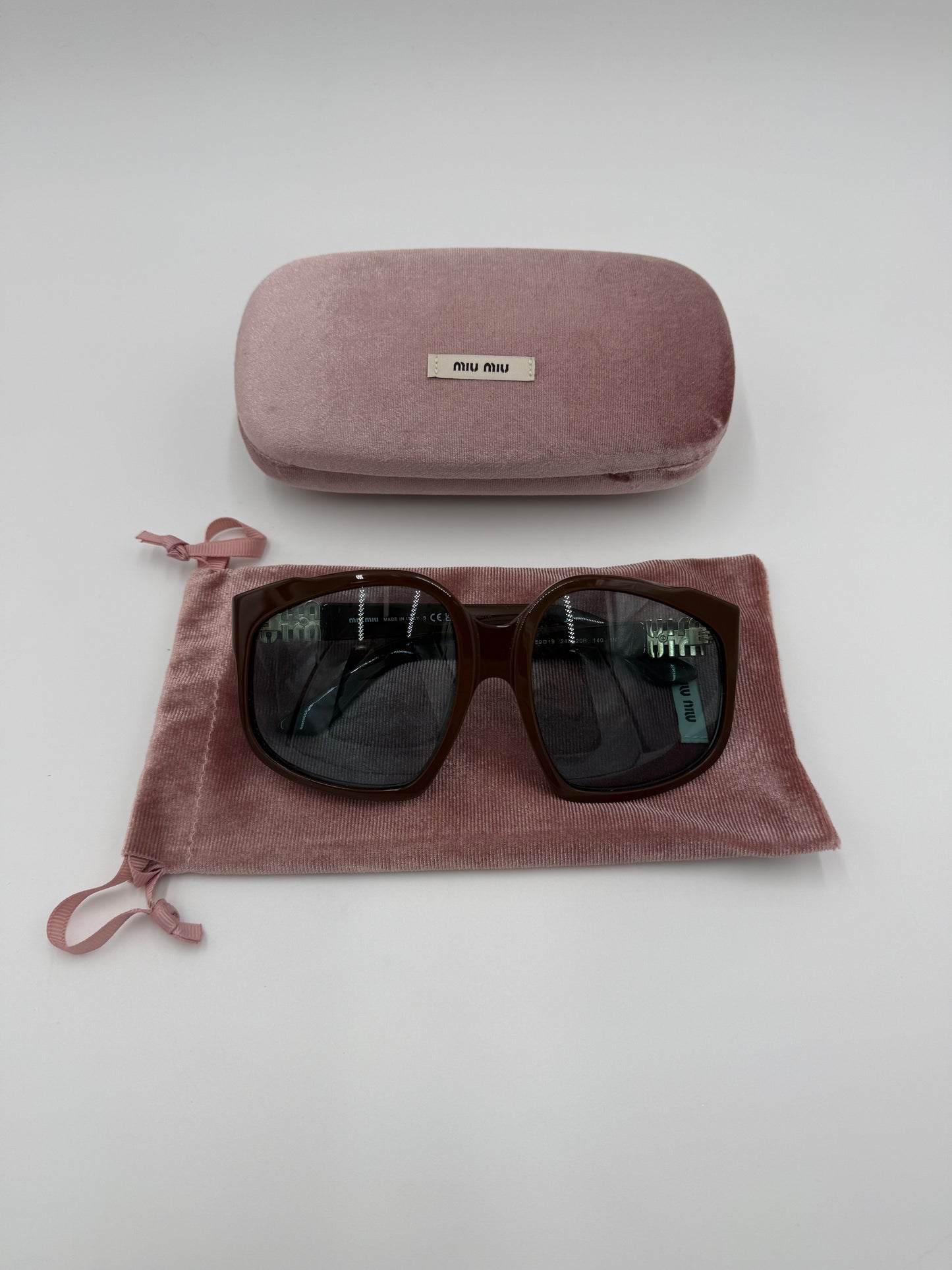 Miu Miu Occhiali da Sole Oversize in Acetato Marrone - Pally Vintage Closet