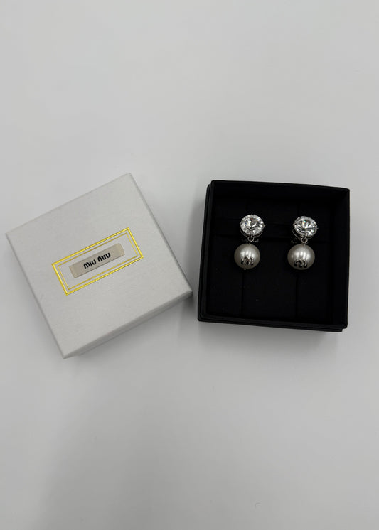 Miu Miu Orecchini Clip Argento e Perle a Goccia