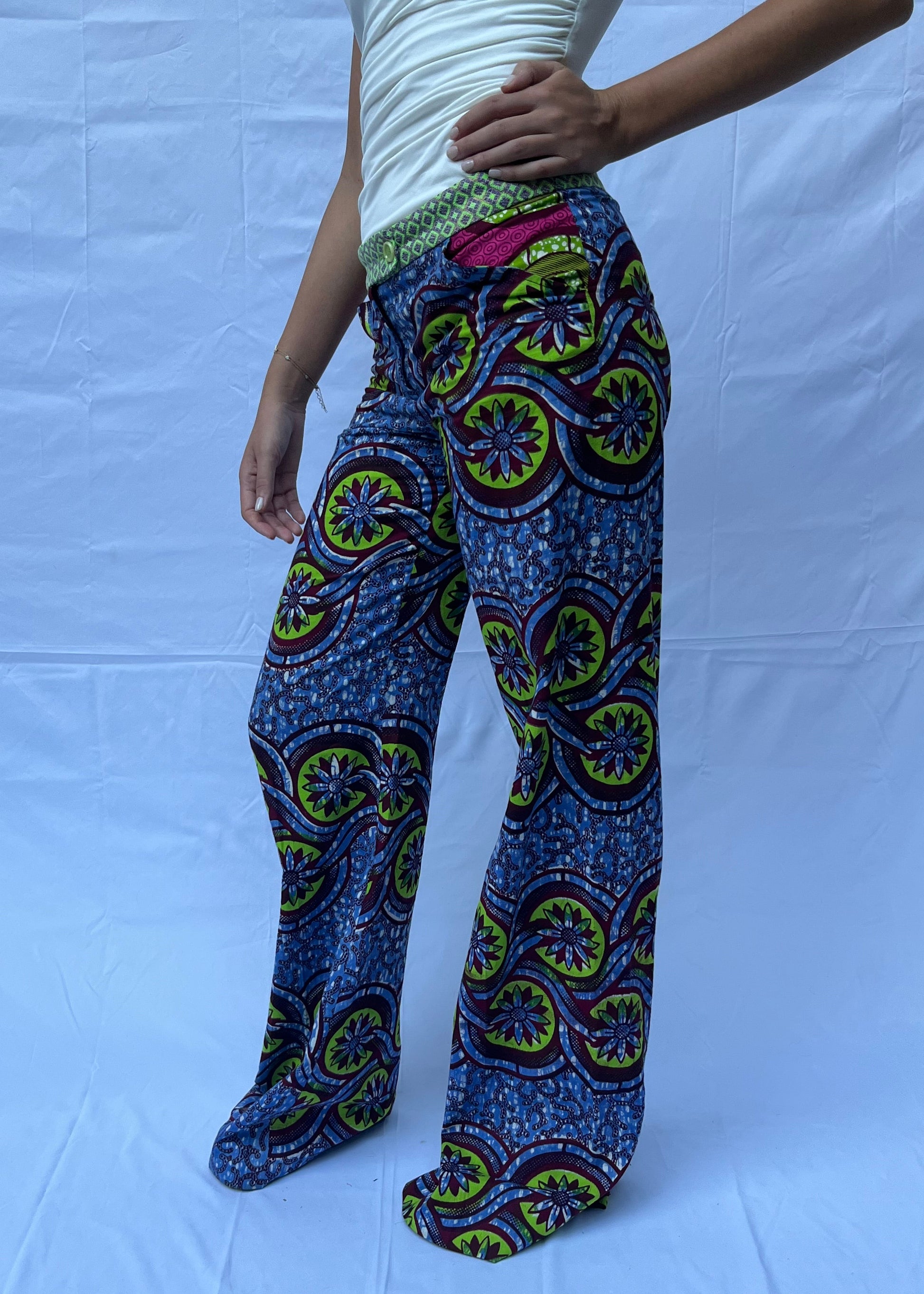 Moschino Cheap and Chic Pantaloni a Gamba Larga Stampa Astratta Multicolor - Pally Vintage Closet