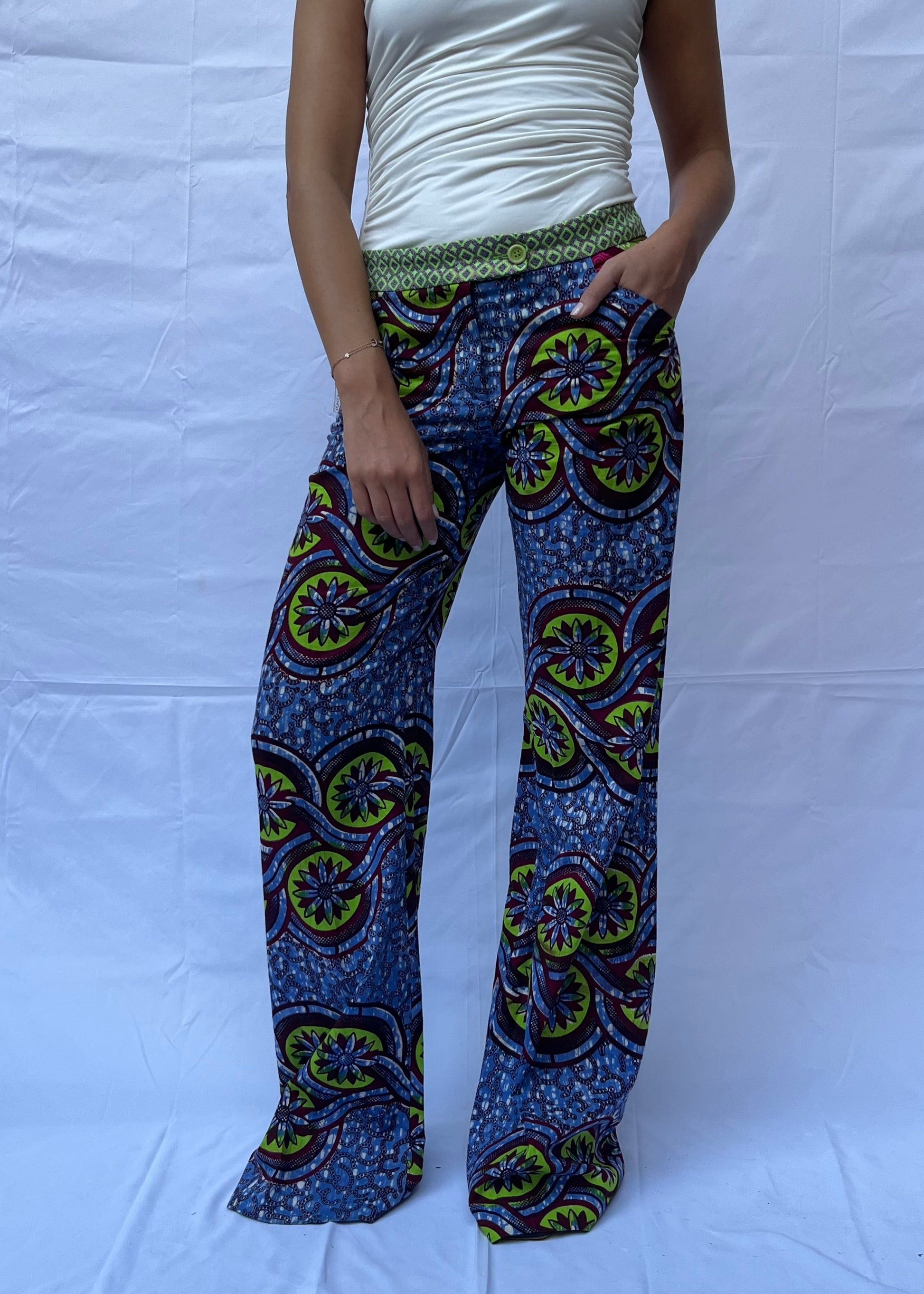 Moschino Cheap and Chic Pantaloni a Gamba Larga Stampa Astratta Multicolor - Pally Vintage Closet