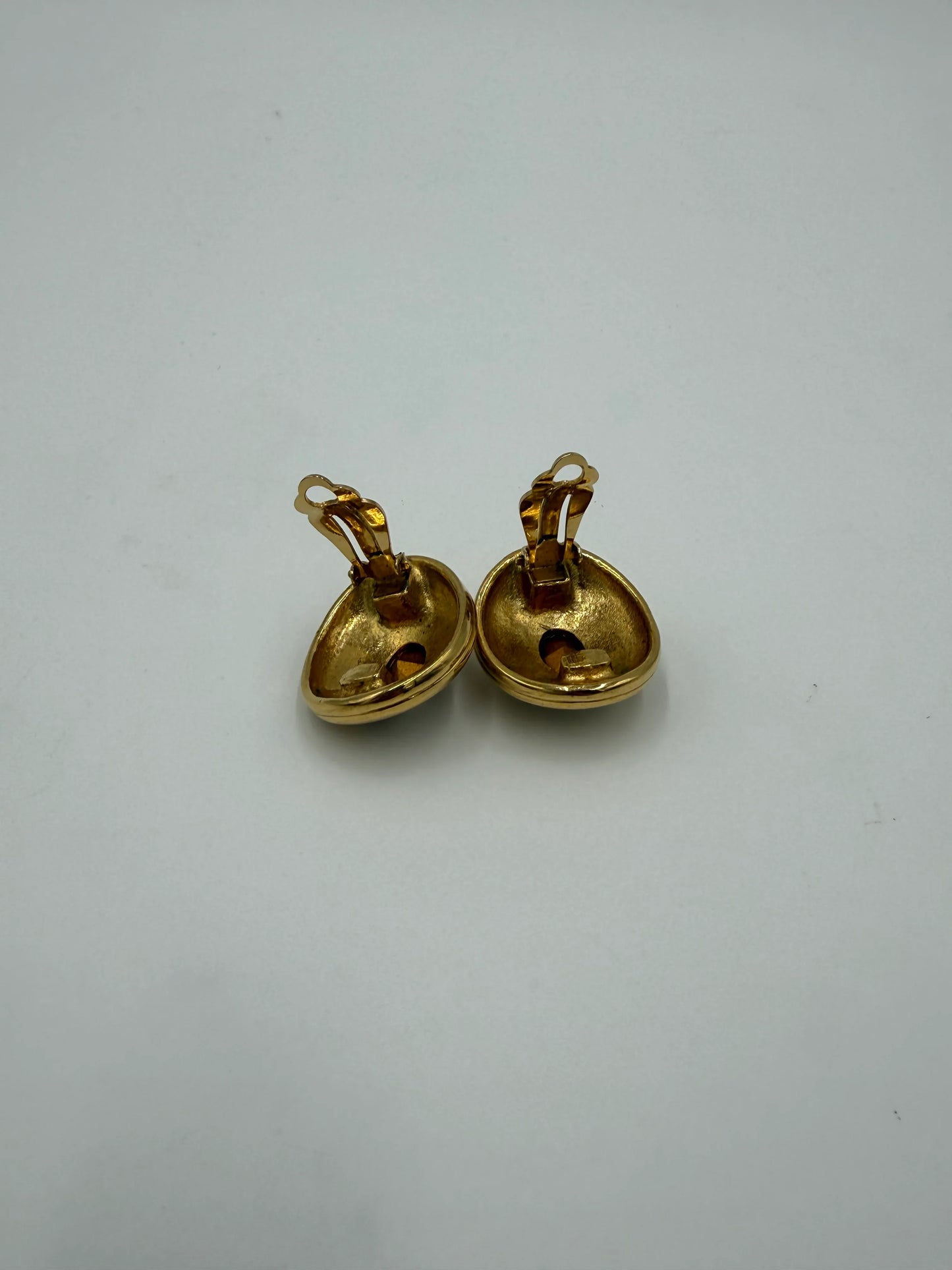 Nina-Ricci-Orecchini-Vintage-a-Clip-con-Cristalli-e-Finitura-Dorata-70136696832324 - Pally Vintage Closet