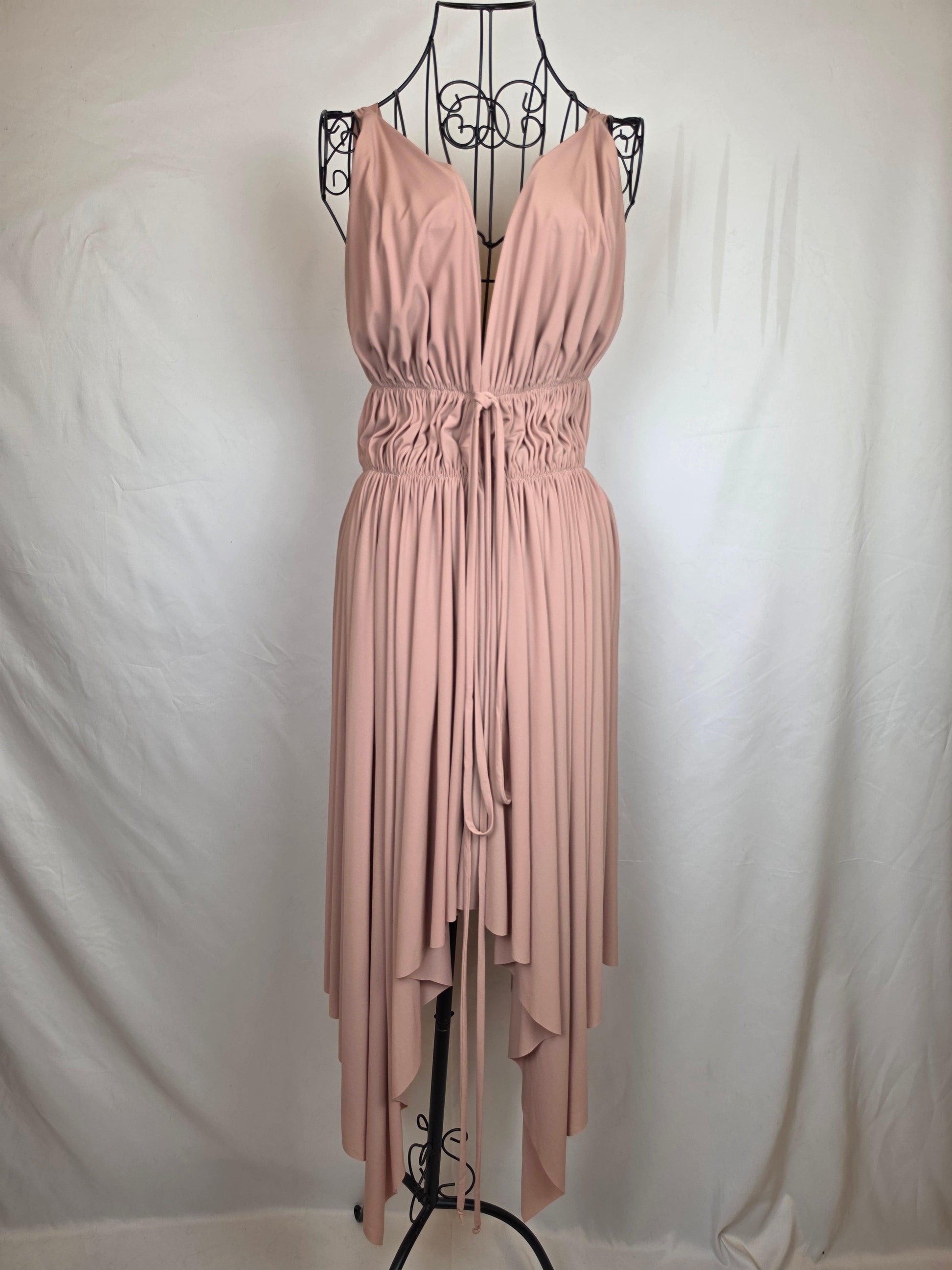 Norma Kamali Abito Midi Asimmetrico con Scollo Profondo Rosa Cipria - Pally Vintage Closet