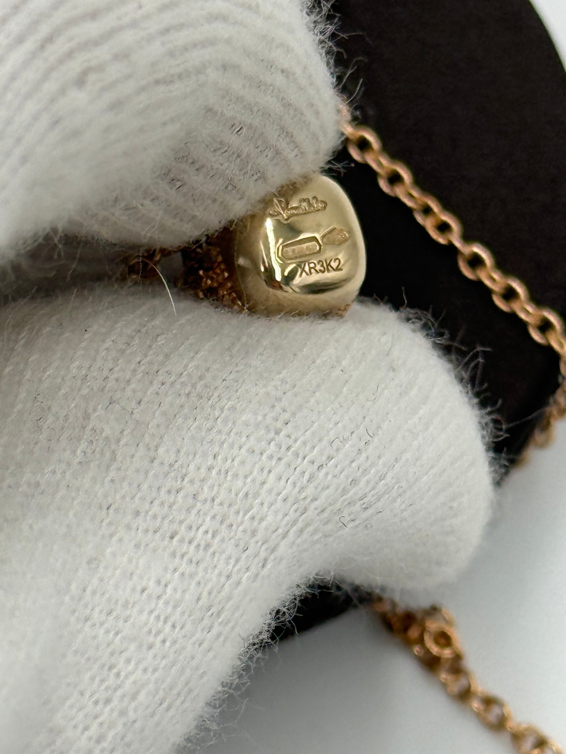 Pomellato Collana con Ciondolo Nudo Petit in Oro Rosa e Pavé di Diamanti - Pally Vintage Closet