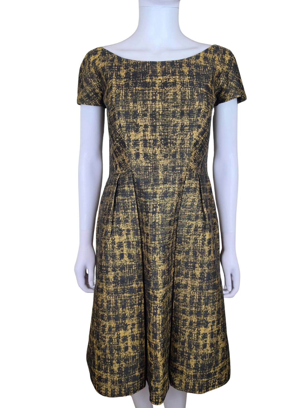 Prada Abito Midi in Jacquard Strutturato Giallo Oro e Nero - Pally Vintage Closet