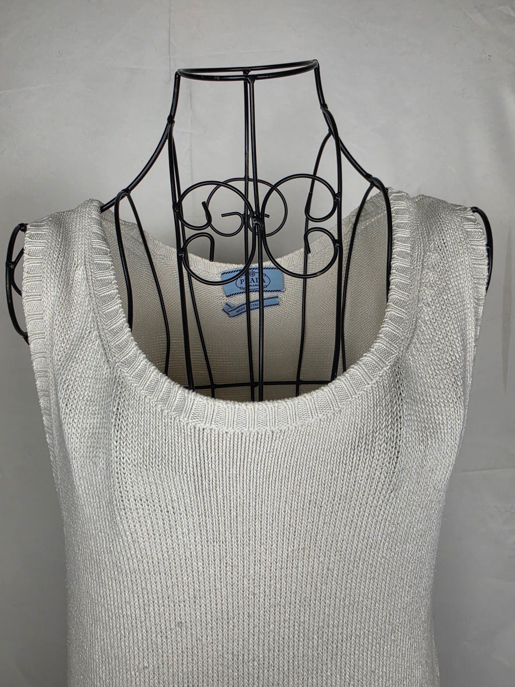 Prada Abito Smanicato in Maglia Bianco Panna - Pally Vintage Closet