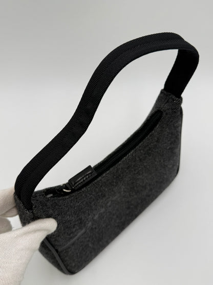 Prada-Borsa-Hobo-in-Lana-Tweed-Grigio-Antracite-70135129735492 - Pally Vintage Closet