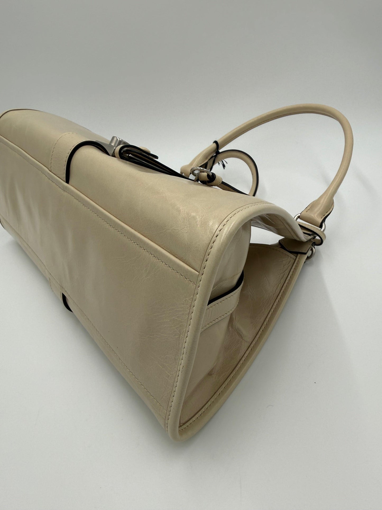 Prada-Borsa-Tote-a-Spalla-in-Pelle-Soft-Lux-Media-Travertino-70377582166340 - Pally Vintage Closet