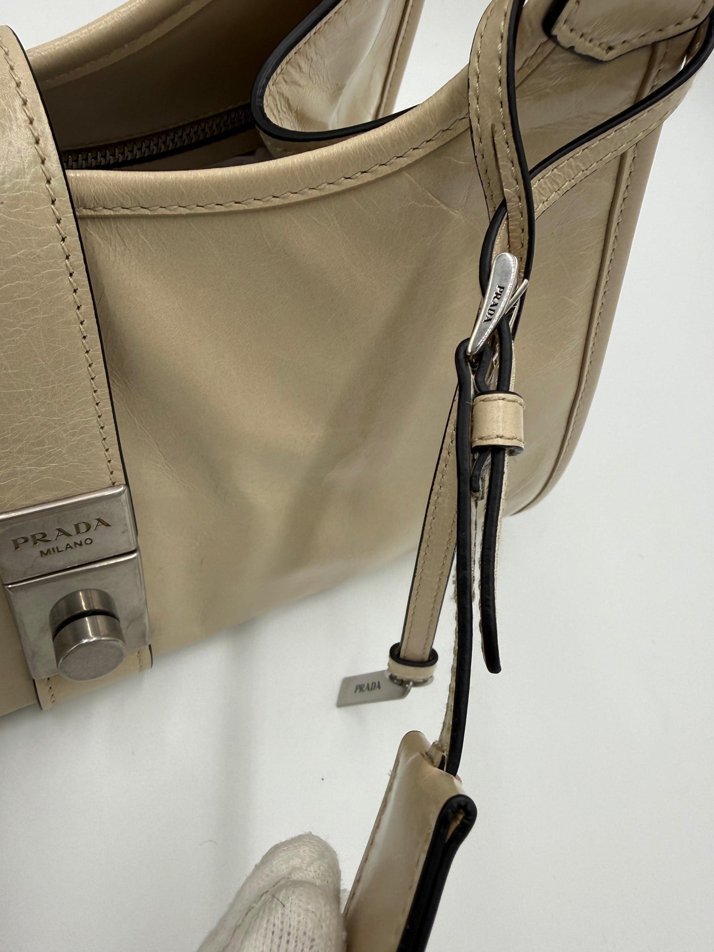 Prada-Borsa-Tote-a-Spalla-in-Pelle-Soft-Lux-Media-Travertino-70377582330180 - Pally Vintage Closet
