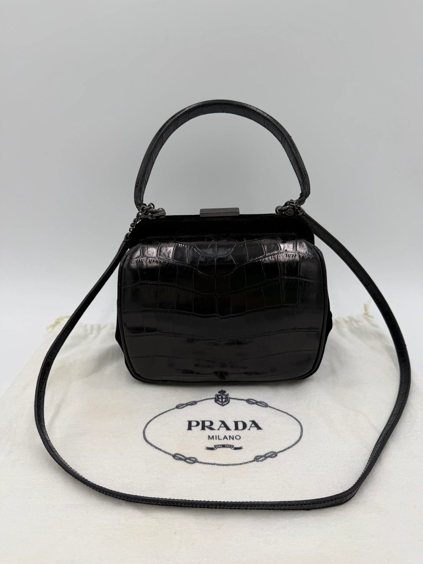 Prada-Borsa-Vintage-in-Pelle-Goffrata-Coccodrillo-Nera-70135140811076 - Pally Vintage Closet