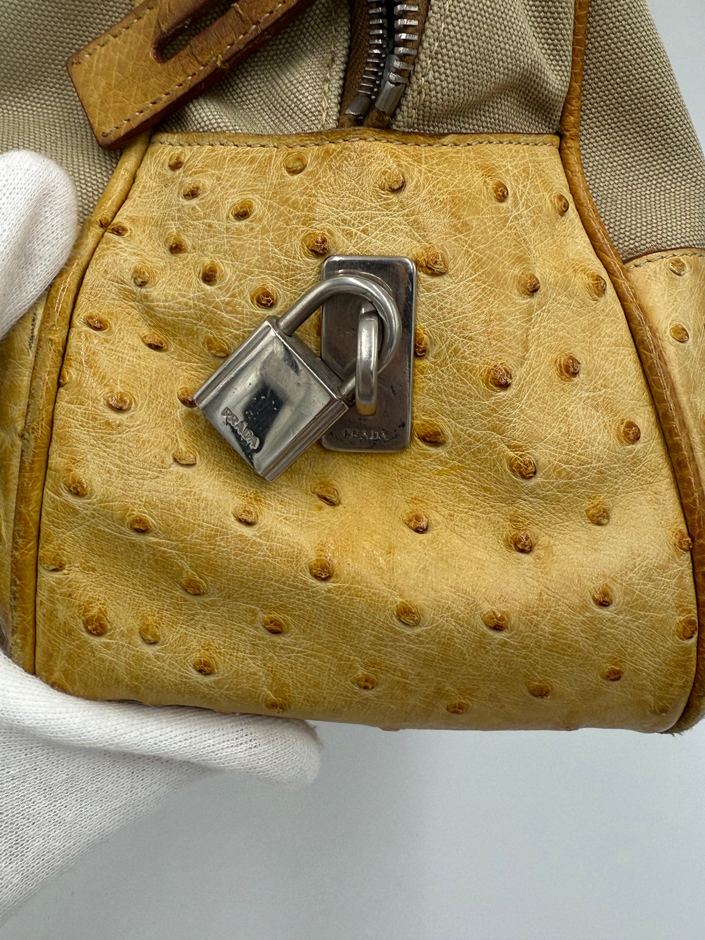 Prada Borsa Vintage in Tela e Pelle di Struzzo Beige - Pally Vintage Closet