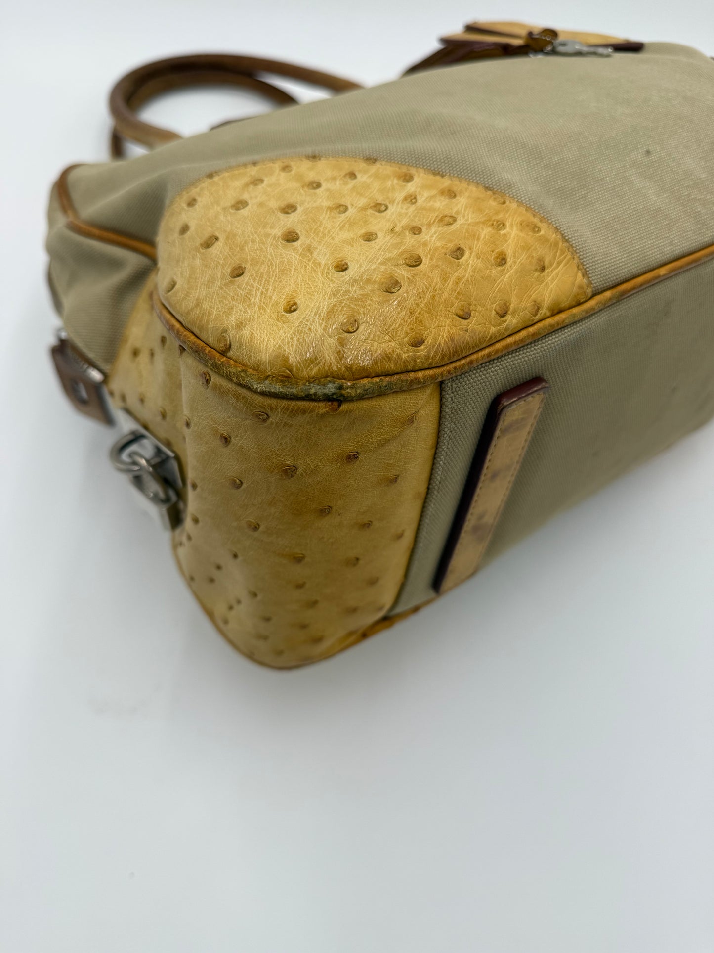 Prada Borsa Vintage in Tela e Pelle di Struzzo Beige - Pally Vintage Closet