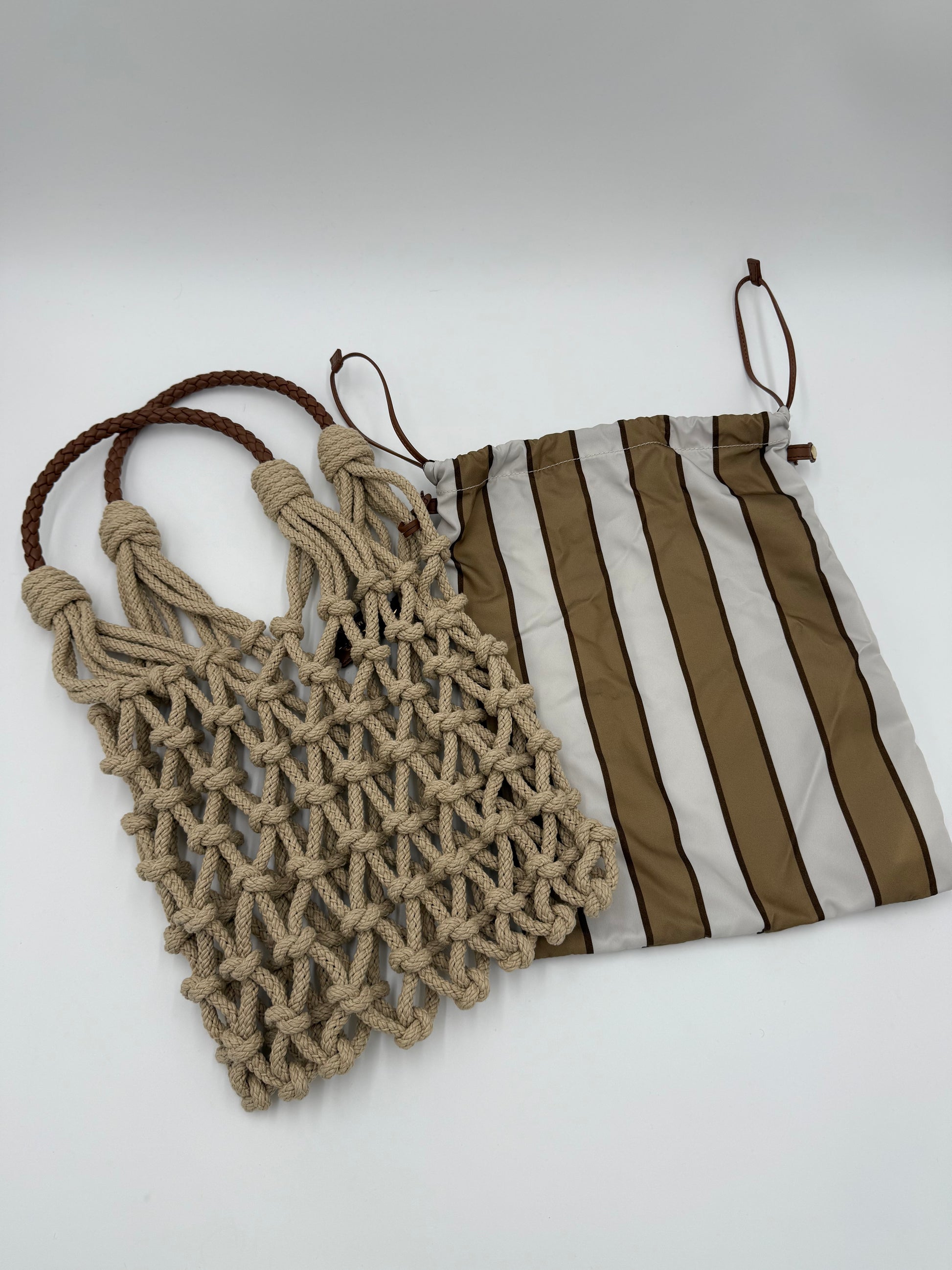 Prada Borsa a Secchiello Noué in Corda e Tessuto Re-Nylon Beige - Pally Vintage Closet