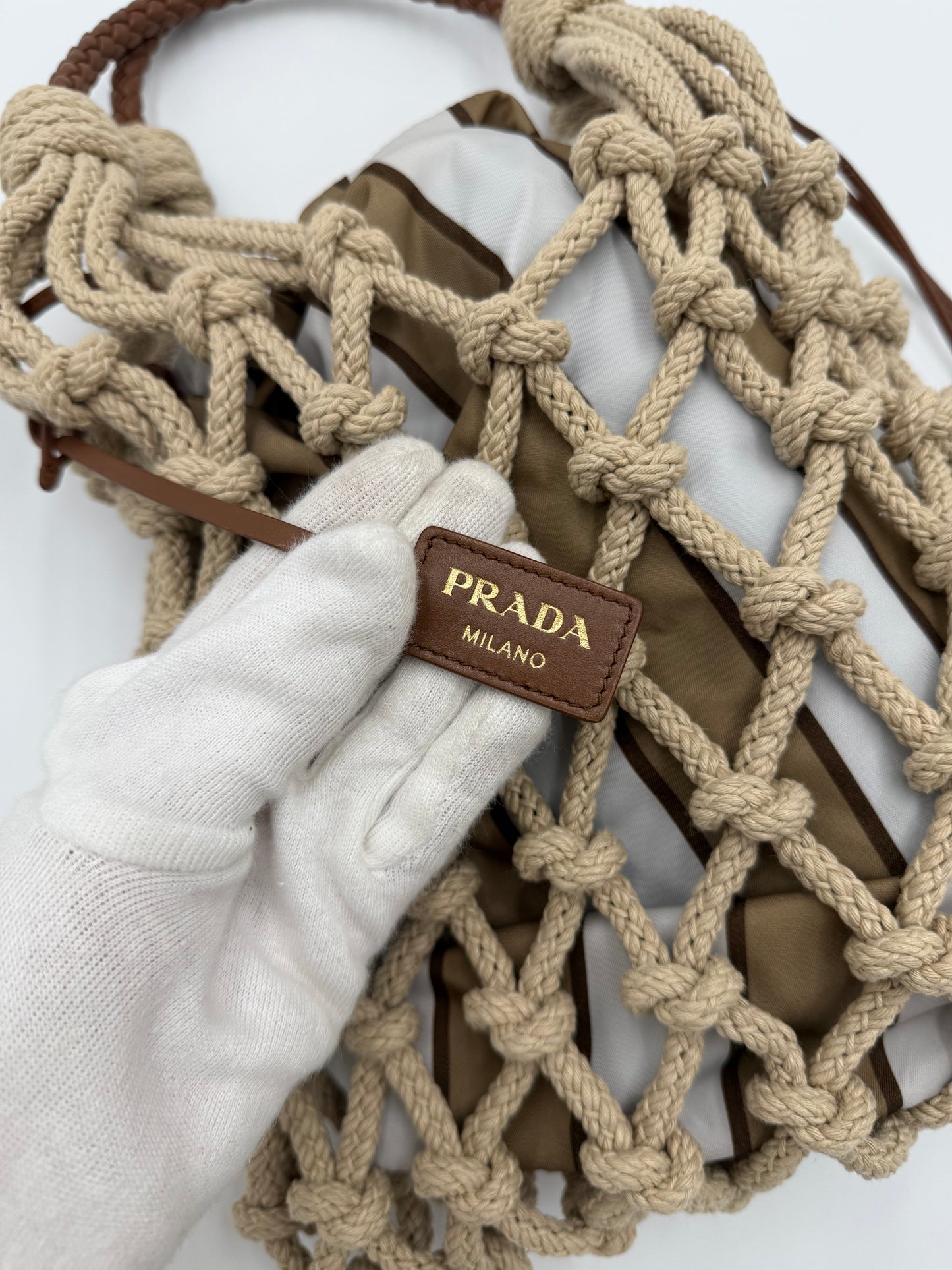 Prada Borsa a Secchiello Noué in Corda e Tessuto Re-Nylon Beige - Pally Vintage Closet