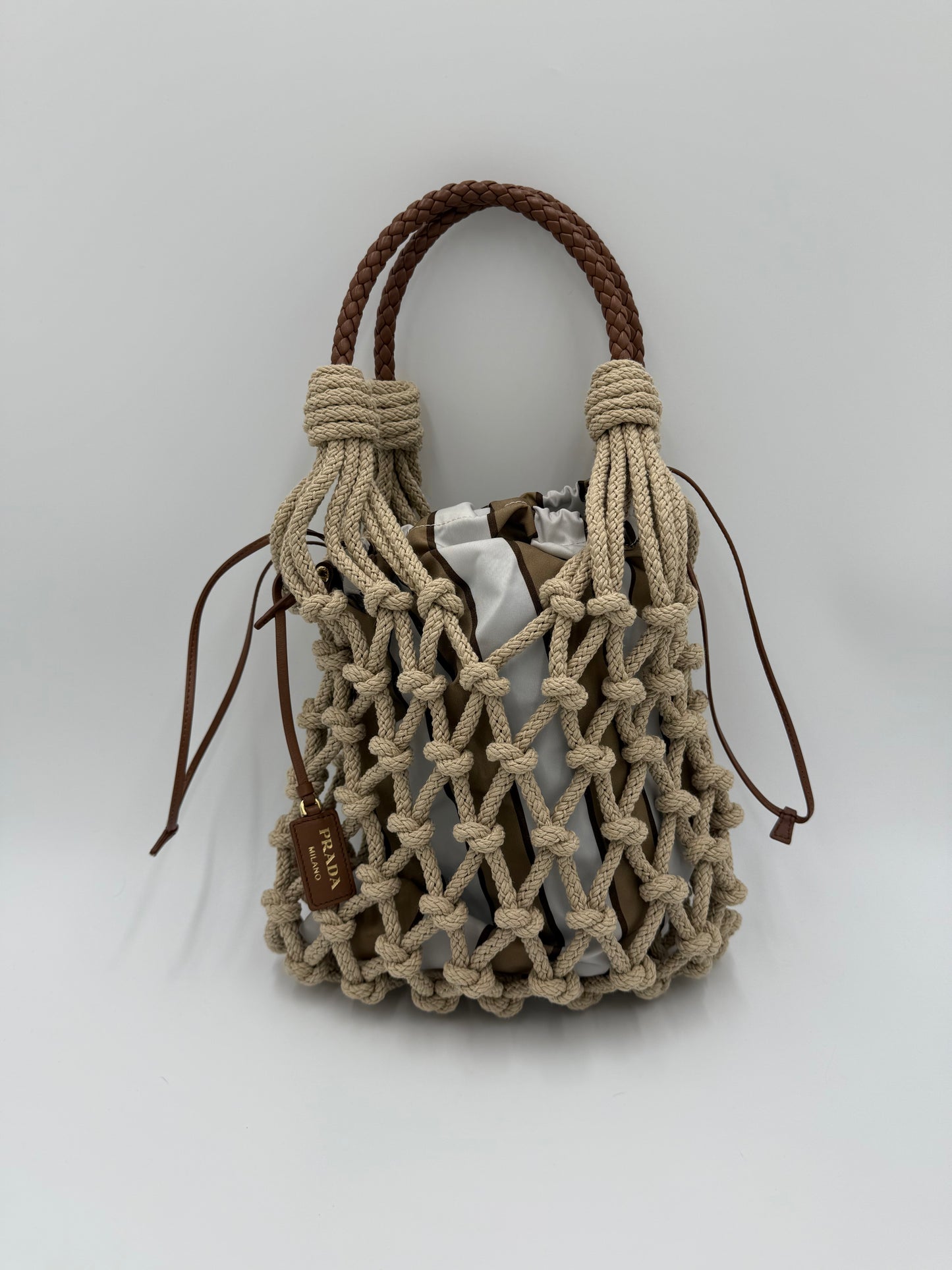 Prada Borsa a Secchiello Noué in Corda e Tessuto Re-Nylon Beige - Pally Vintage Closet