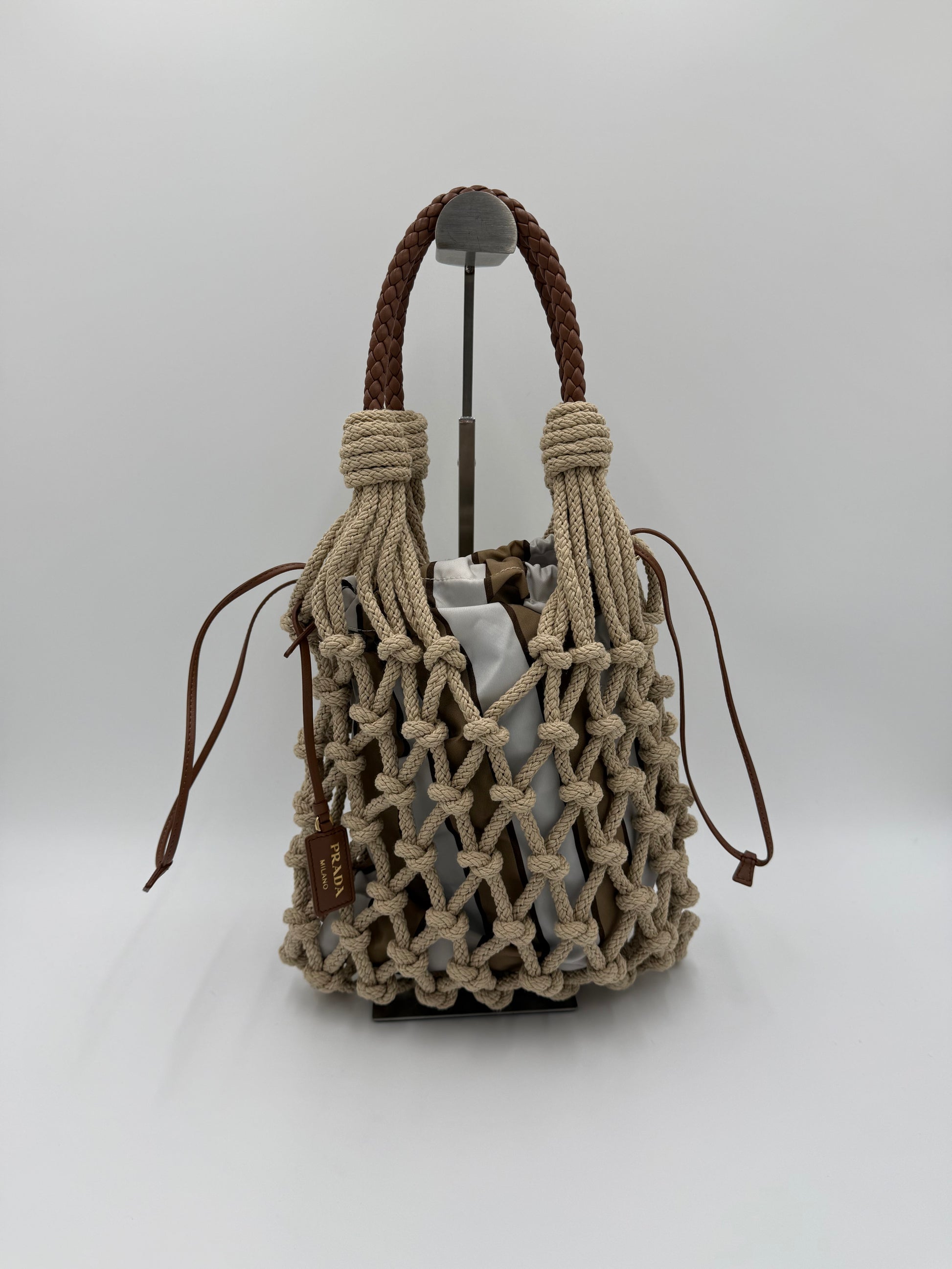 Prada Borsa a Secchiello Noué in Corda e Tessuto Re-Nylon Beige - Pally Vintage Closet