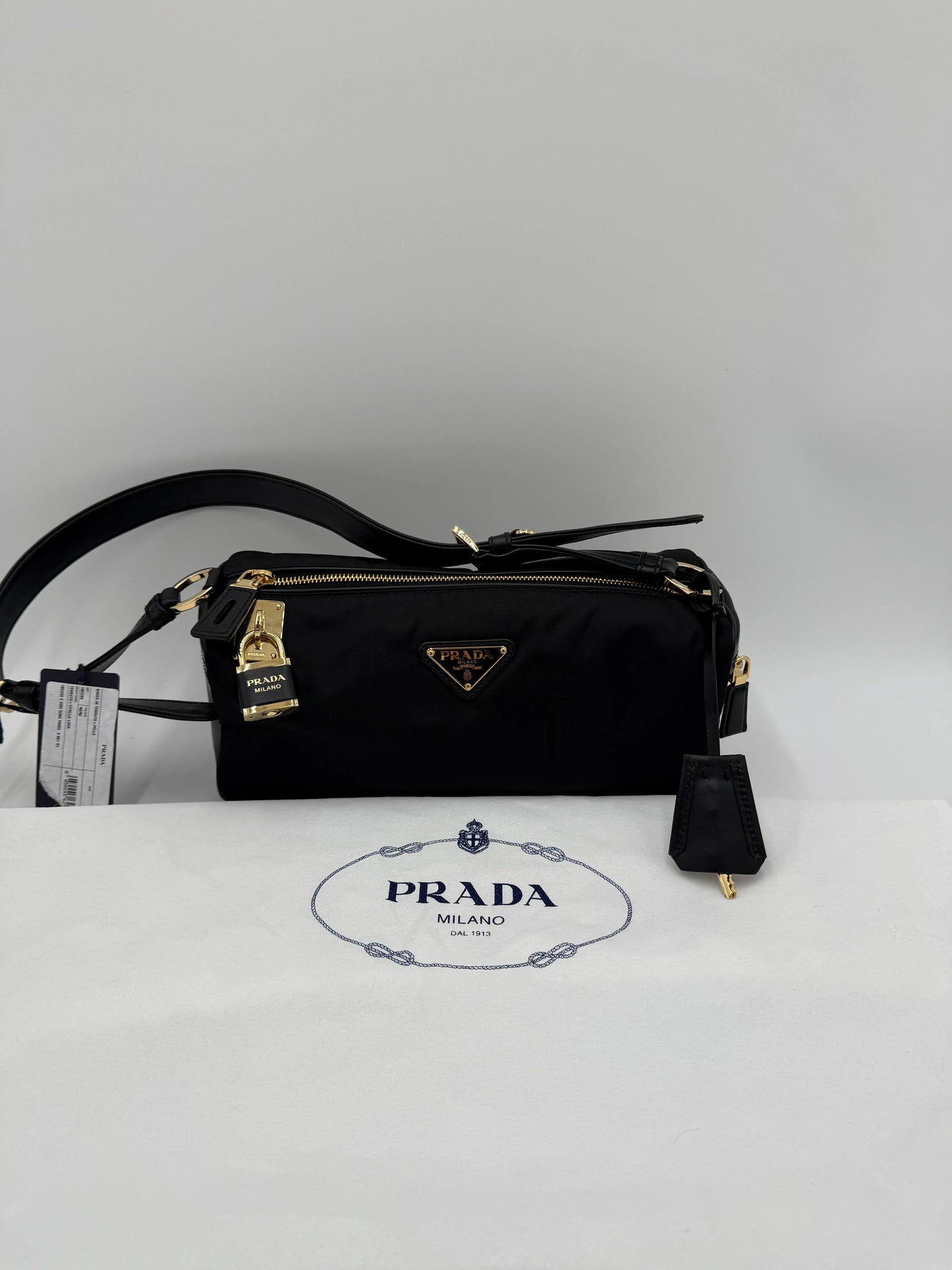 Prada-Borsa-a-Spalla-Re-Nylon-e-Pelle-Nera-70137344524612 - Pally Vintage Closet